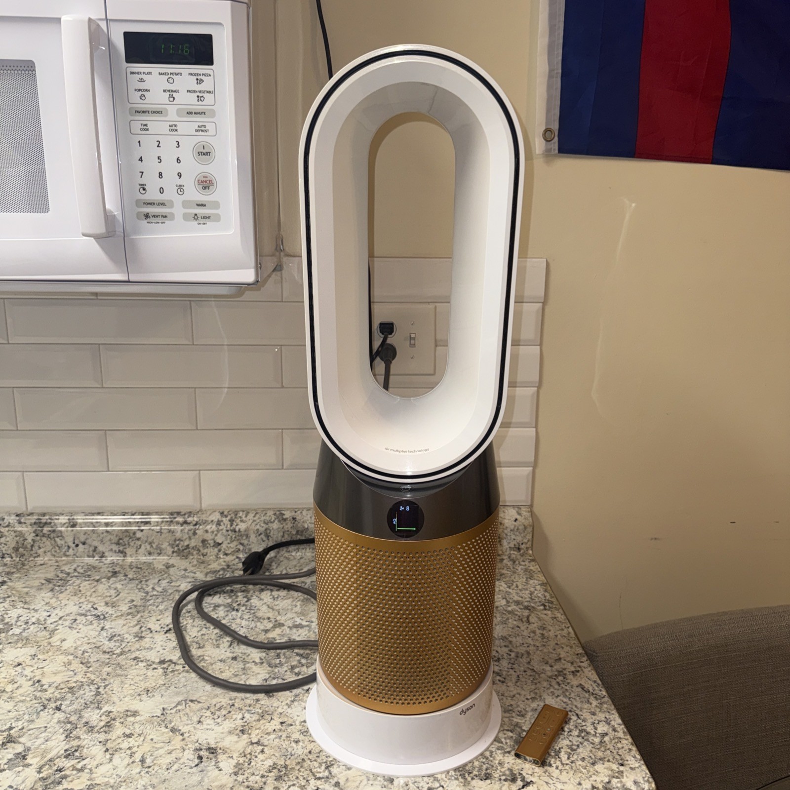 Dyson Purifier Hot+Cool Formaldehyde HP09 White/Gold Remote Perfect Working 100%