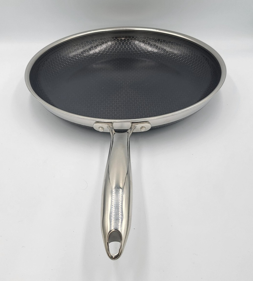 HexClad 12″ FRYING PAN with LID 12-Inch 12 Hybrid Non-Stick -Used Good Condition