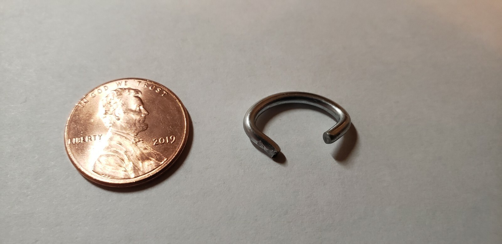Galvanized OR Stainless Steel 3/8″ – 1/2″ Blunt Tip Hog Rings. Qty. 100 or 1 Lb