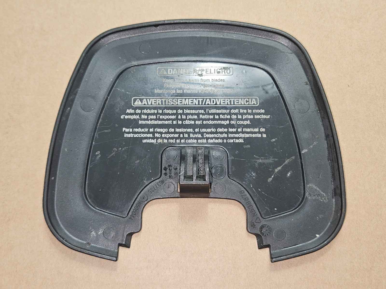 OEM Black & Decker BEHT350 BEHT150 BEHT100 Hedge Trimmer Guard & Aux Handle Set