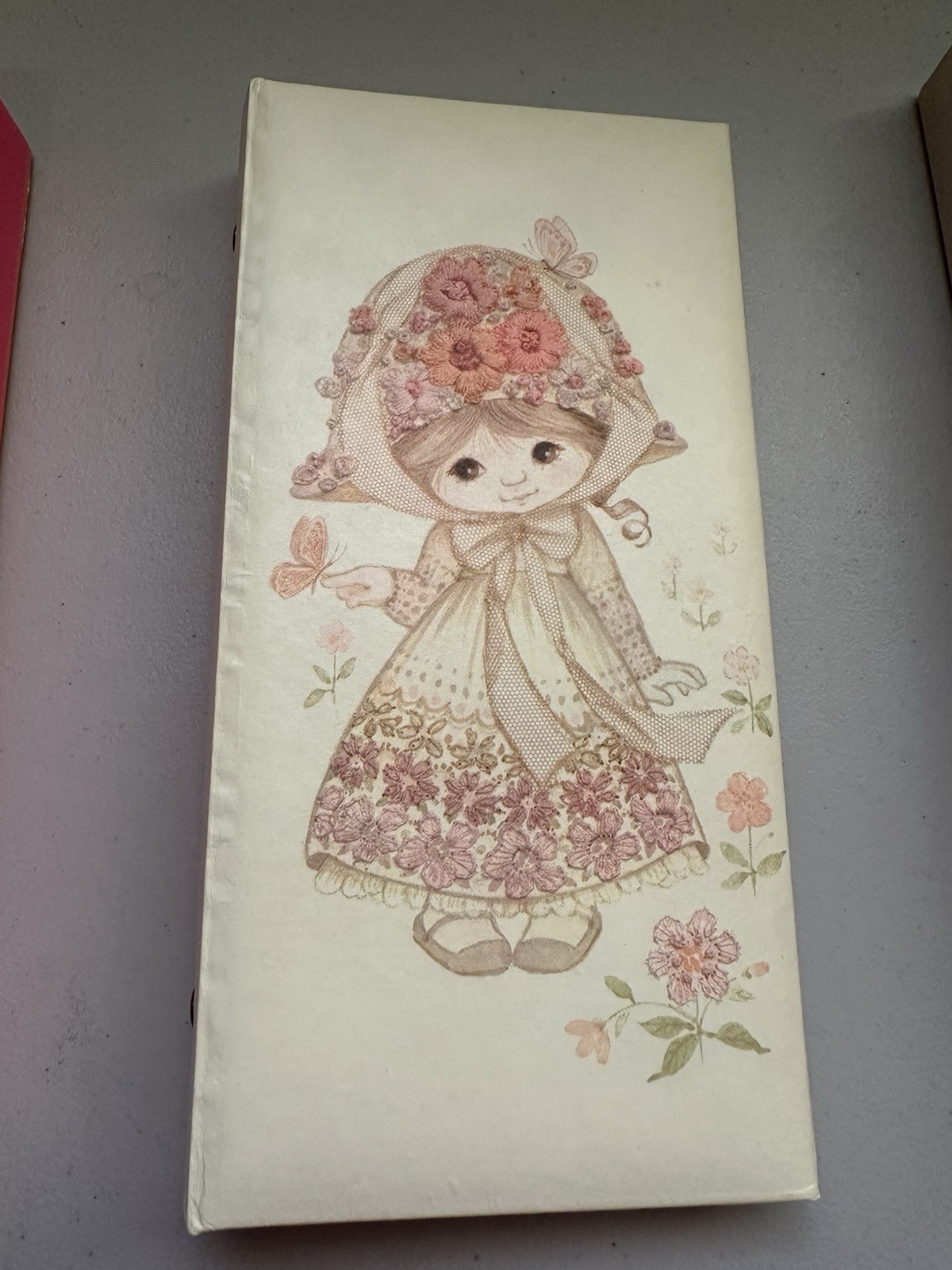 Vintage 1972 Hallmark Flower Girl Photo Album Holds 72 3.5in X 3.5in Photos