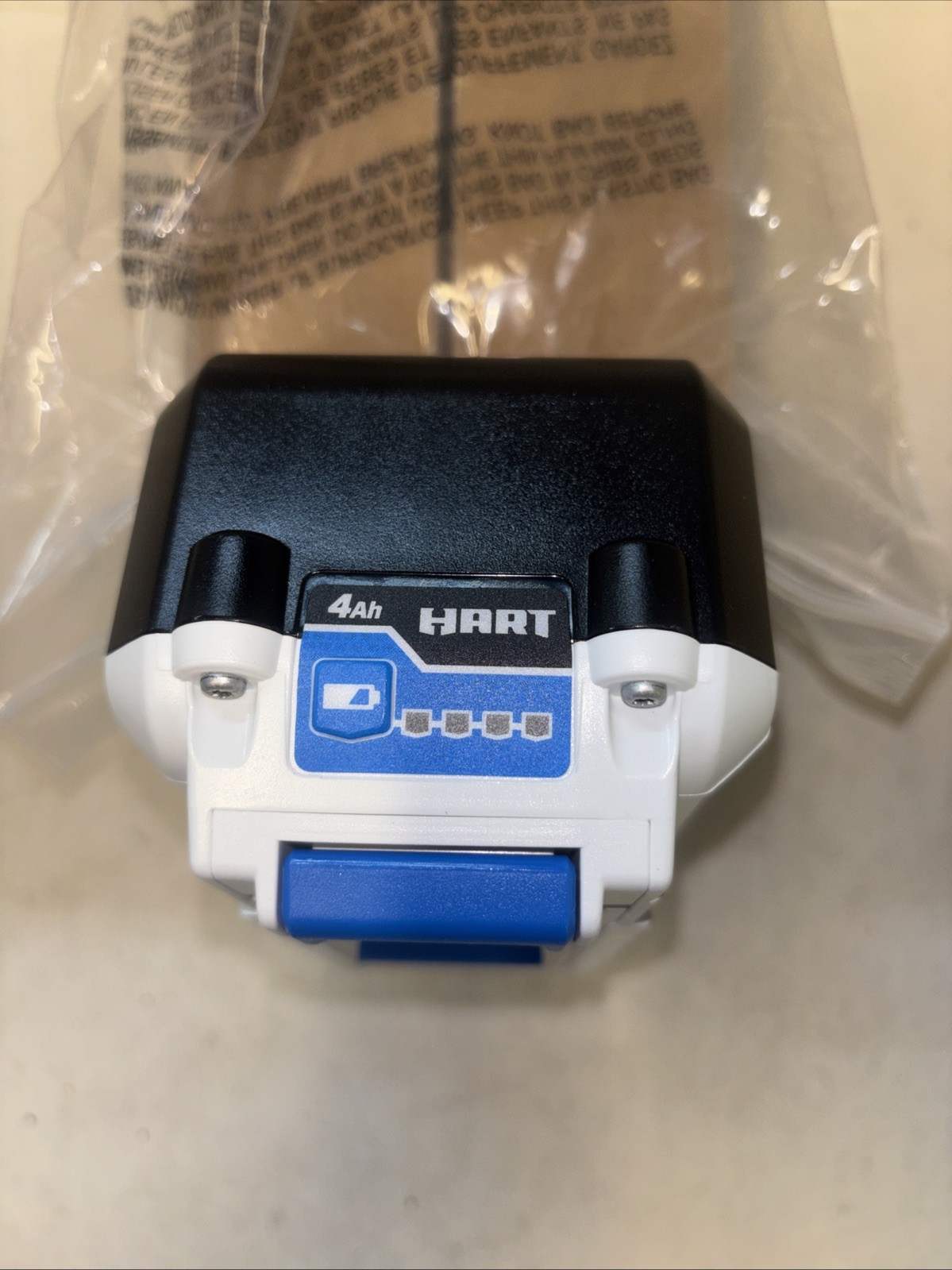 HART 40V 4.0Ah Lithium-Ion Battery. NEW. W 0004