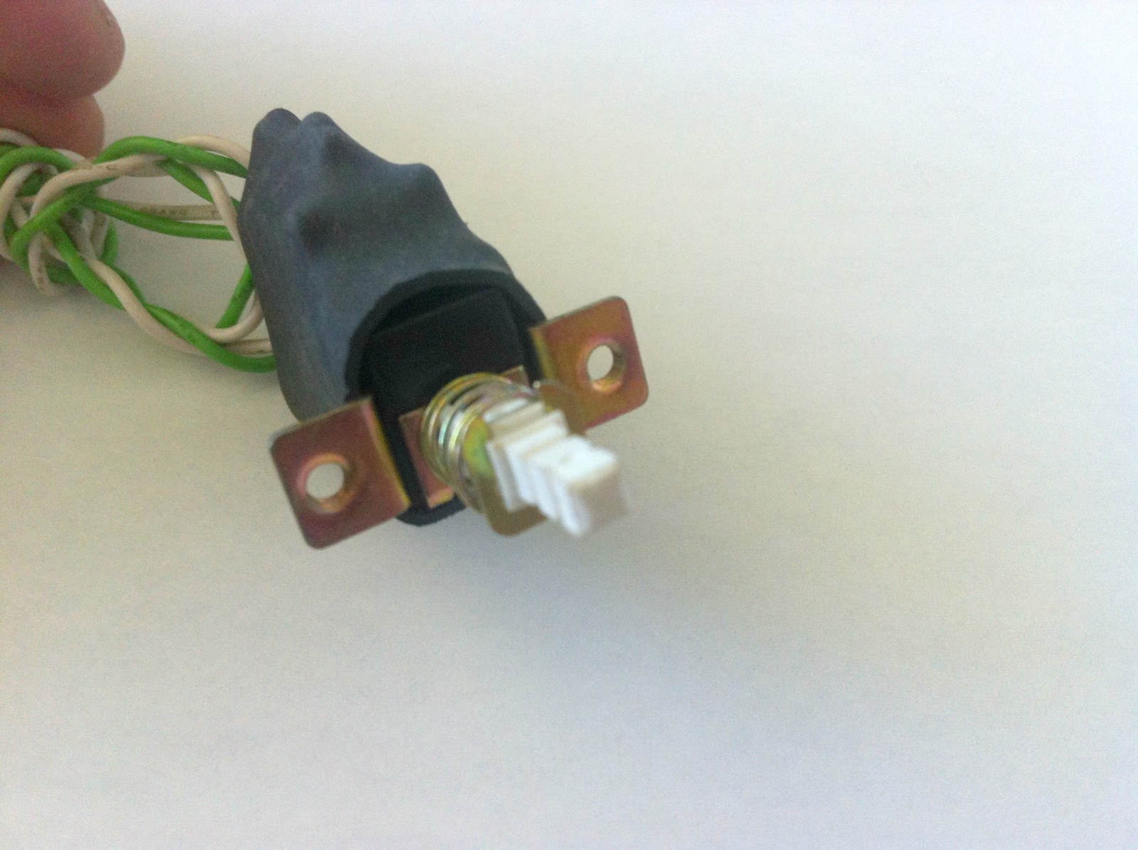 Computer System Power Switch, ATX Style, Push Button ON/OFF Mechanical Toggle PC