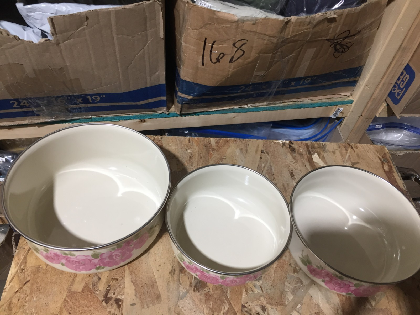 VTG Set Of 3 Enamelware Mixing Bowls Gibson Thailand 1980s Pink Floral Roses