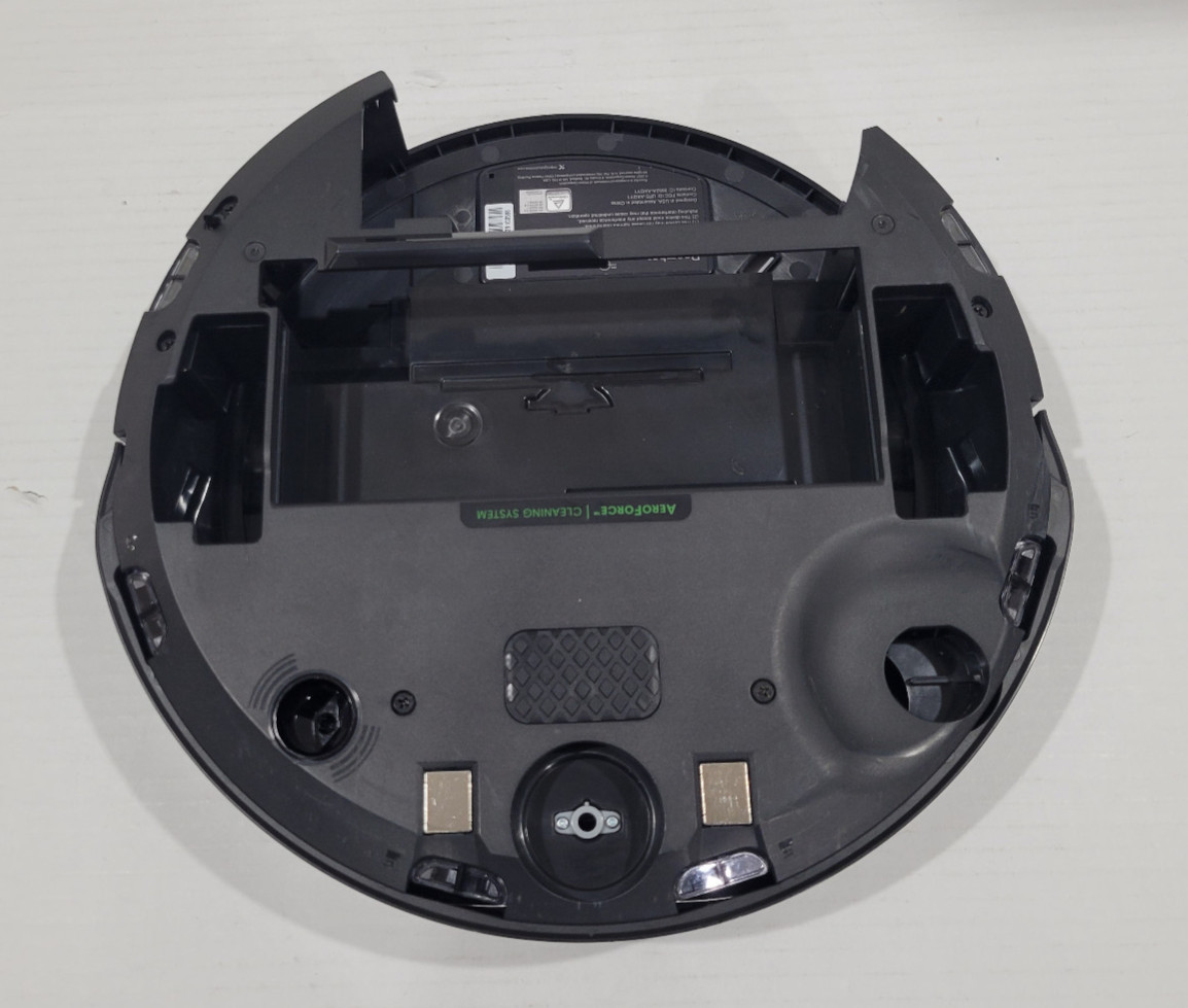 iRobot Roomba J7 Vacuum Barebones (Camera All Sensors Bumper And All covers)