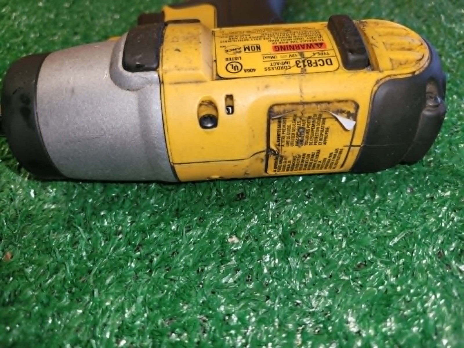 Dewalt DCD703 3/8″Drill , DCF813 Impact, 2 Batteries 2.0 & 1.3AH
