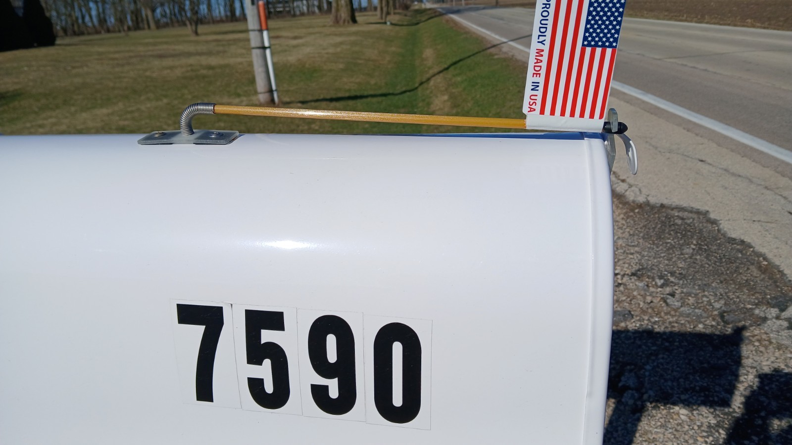 Mail’s Here!! Mailbox Flag Alert System, Easy Install, Plastic & Metal Kit