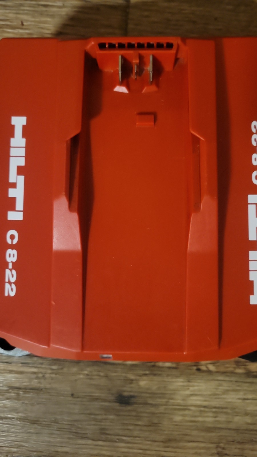 HILTI C 8-22 Nuron Charger & HILTI B 22-255 12AH BATTERY B 22-255 Li-ion