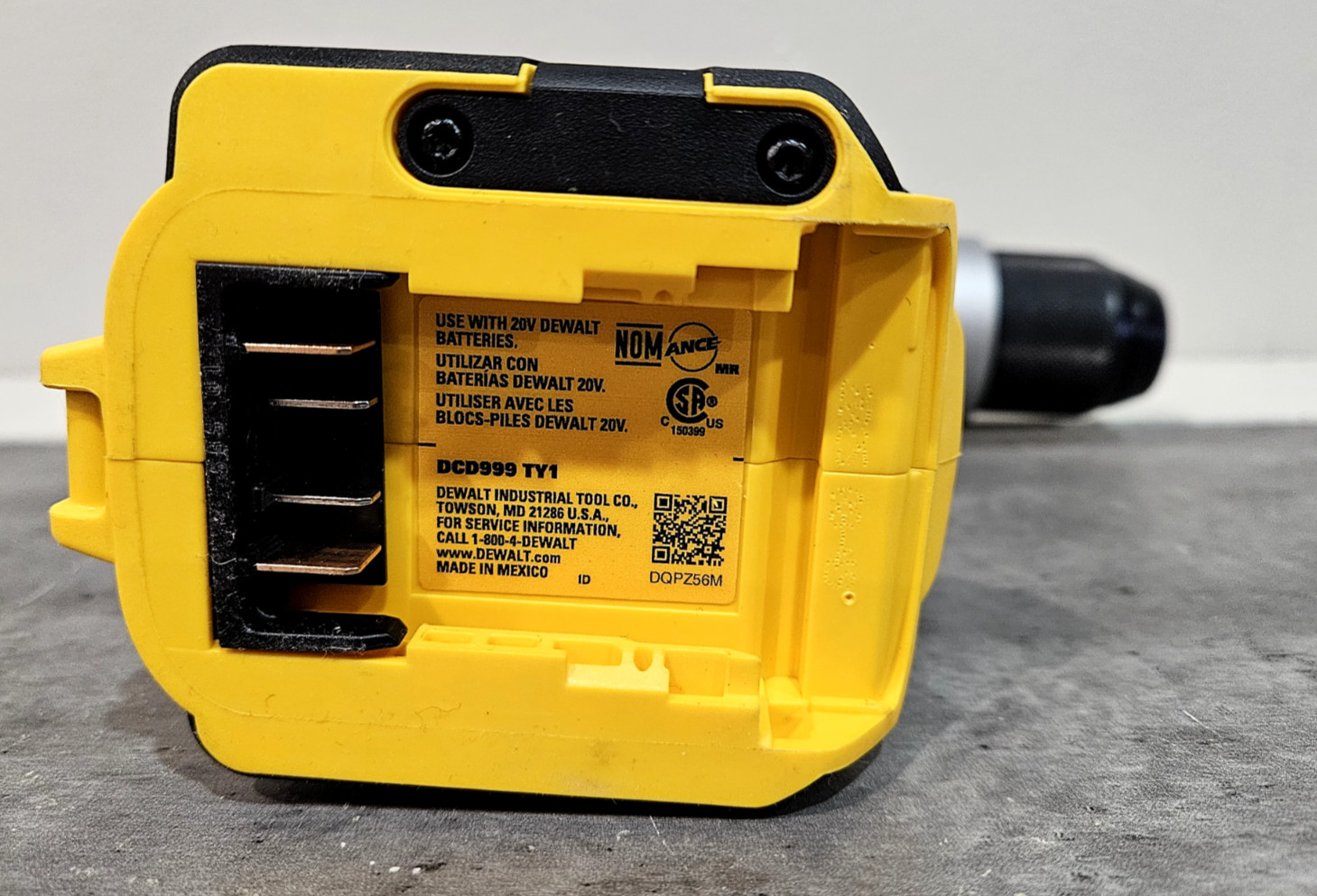 DeWALT DCD999 20V Max Brushless Cordless Hammer Drill (+ Optional 5AH Battery)