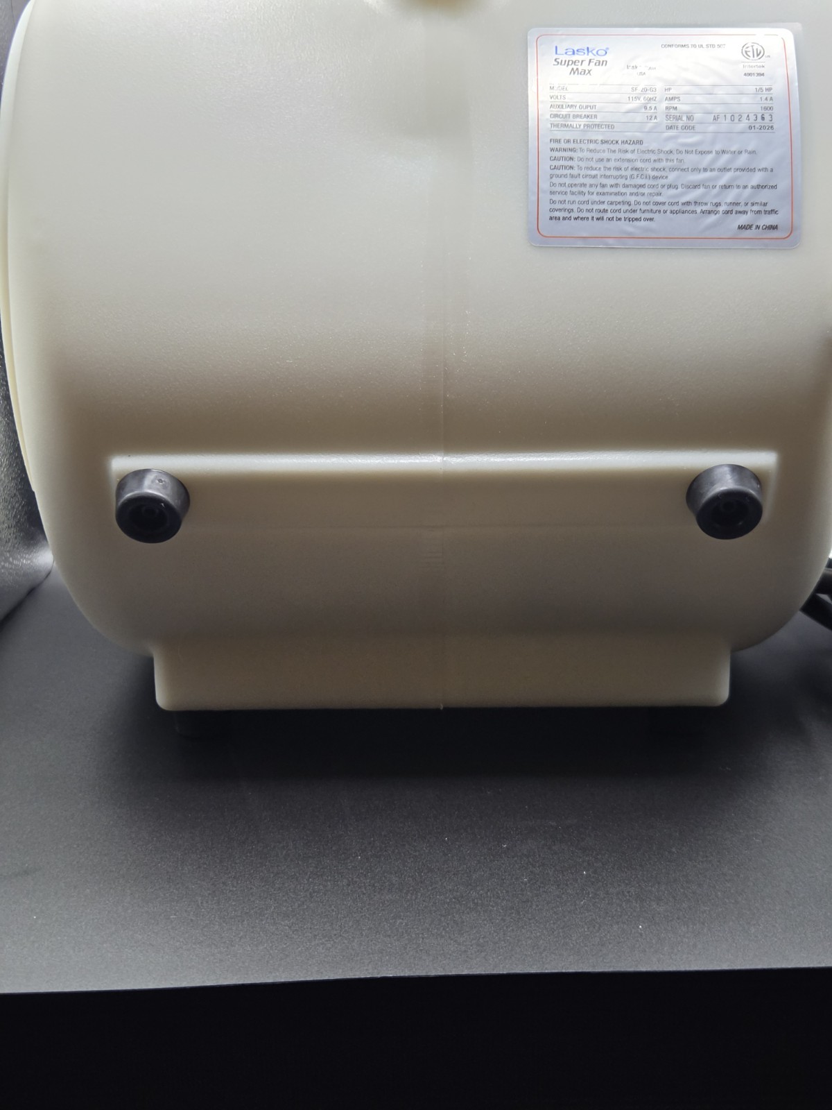 Lasko Super Fan Max Compact Air Mover SF-20-G2 – White