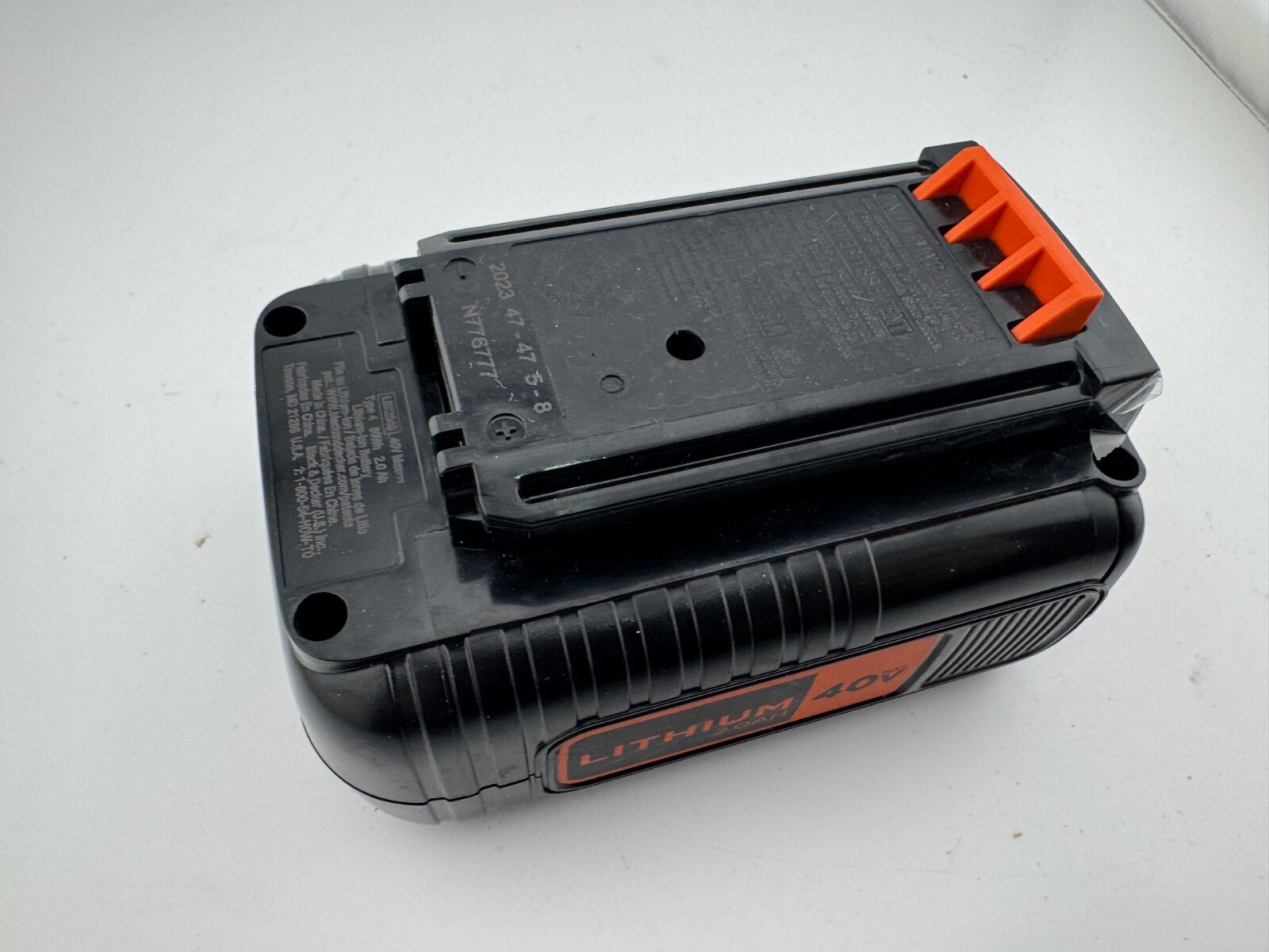 BLACK+DECKER 40V MAX LITHIUM-ION 2.0AH BATTERY PACK – [LBX2040]