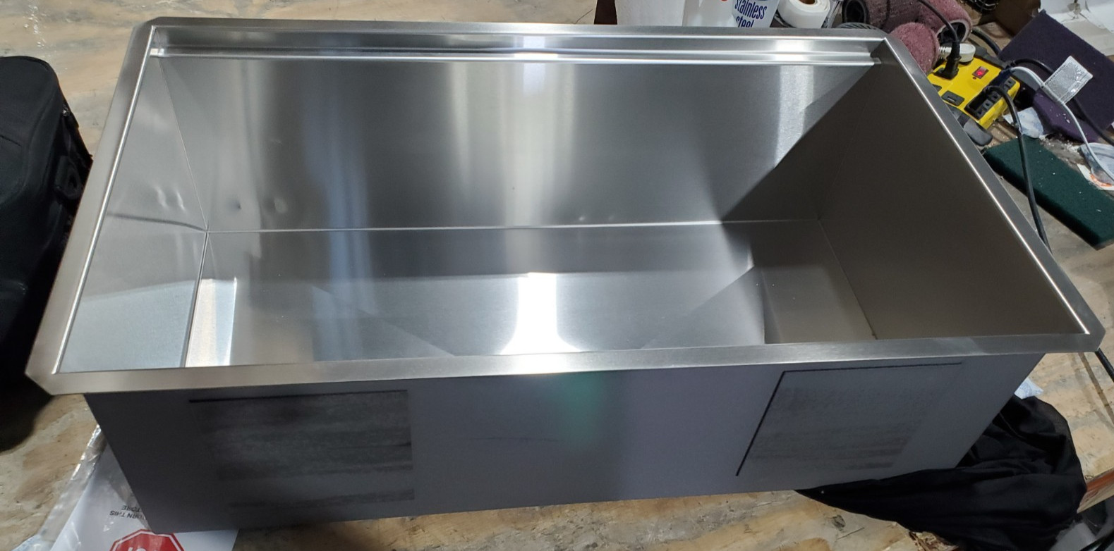 Ruvati 32″ Undermount Workstation Kitchen Sink Single Bowl – RVH8300 (137196)