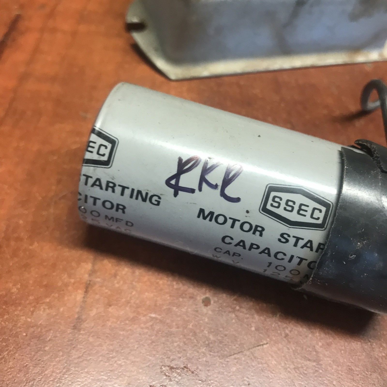 Use OEM Part Start Capacitor For Puma BPC-07-30 7.5G Elect. 100PSI Compressor