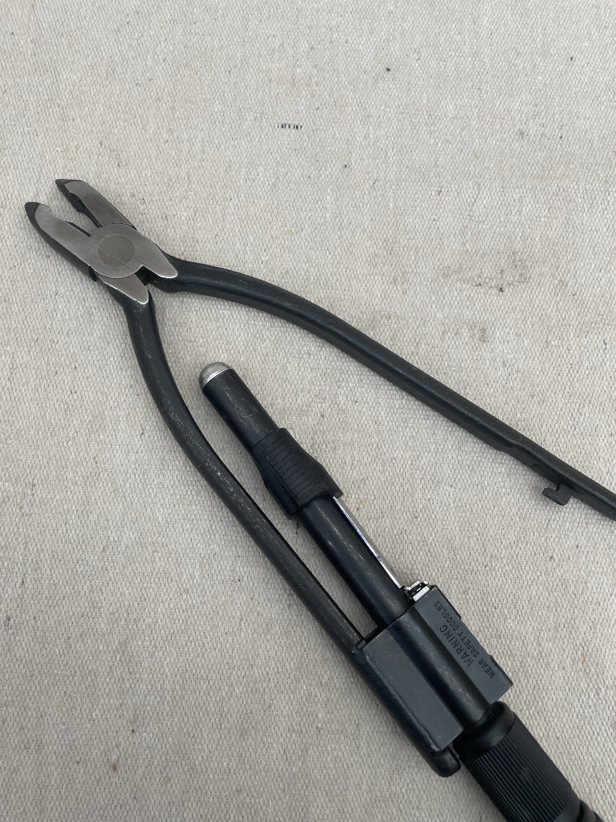 Milbar 41W Reversible Safety Wire Pliers, Black Steel, 9 in, 1.5in W x 1in H