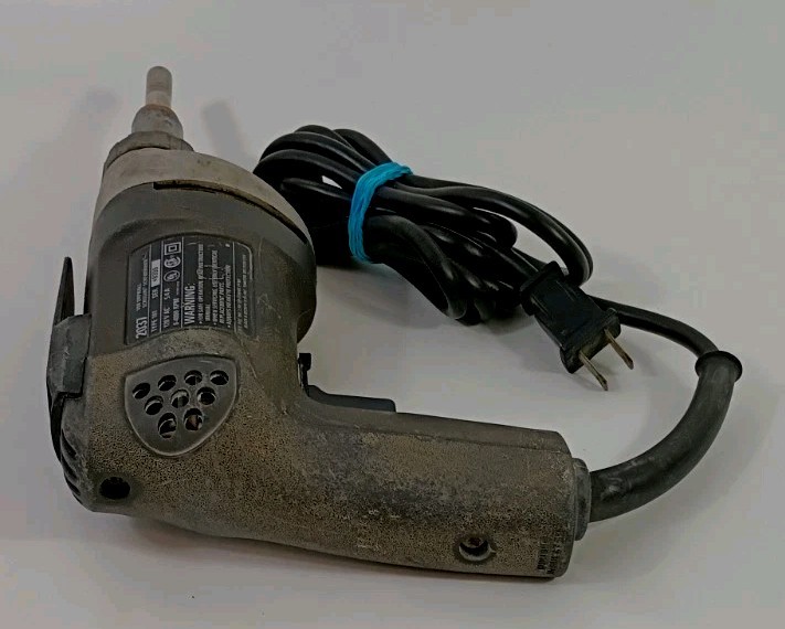 Black & Decker 2037 VSR Drywall Scrugun Screw Gun 4000 RPM WORKING – SEE VIDEO