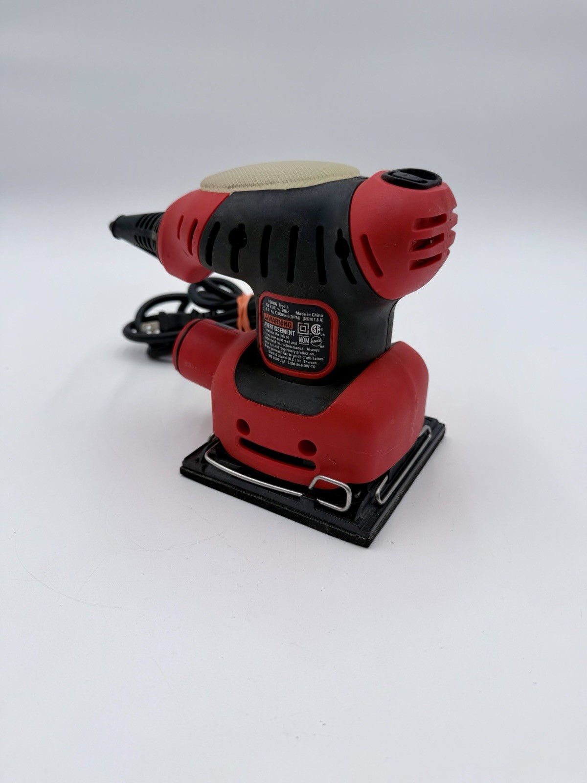 Black+Decker FS600G Type 1 1/4 Sheet Finishing Palm Sander Corded W Bag Working
