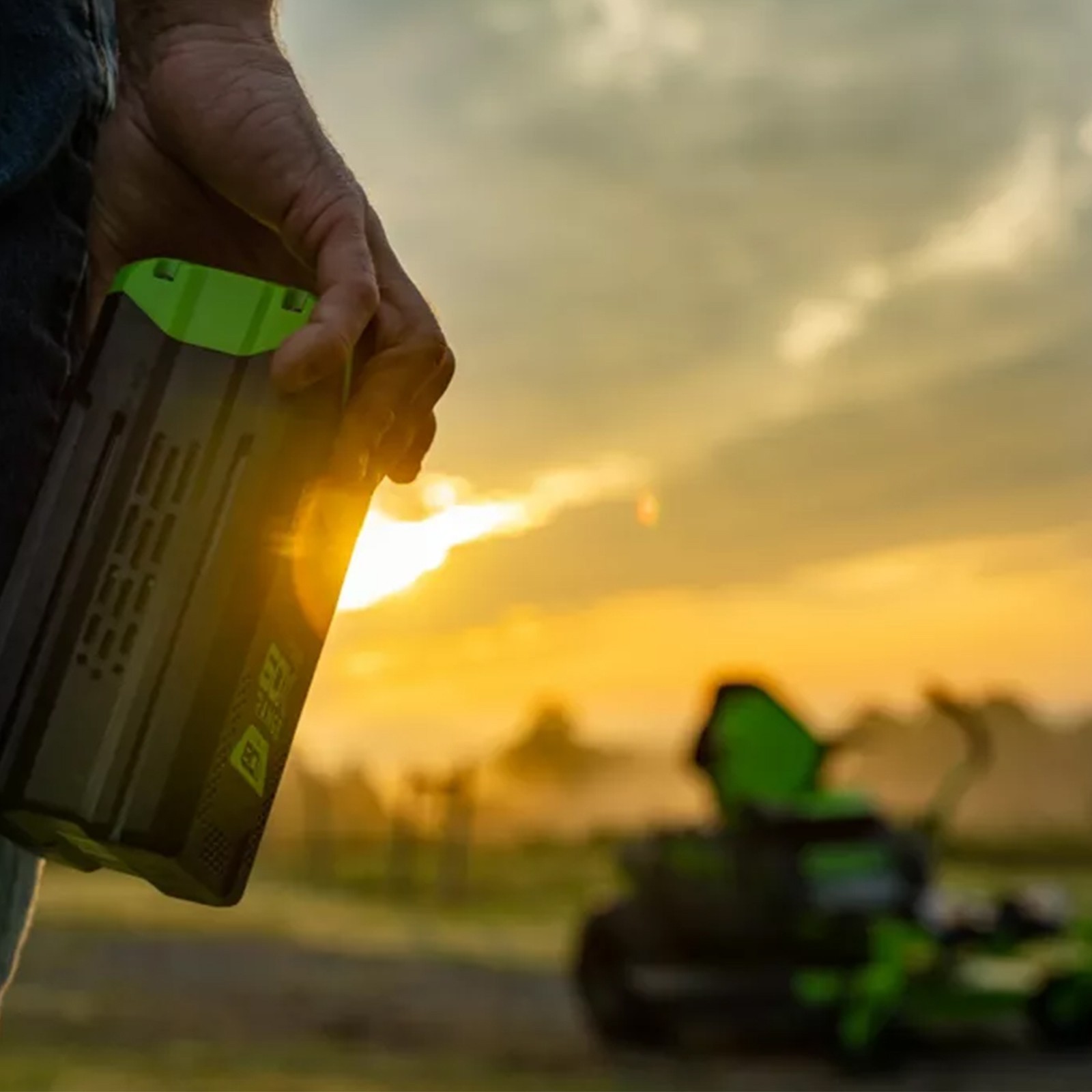 Greenworks 60V 8 Ah UltraPower Bluetooth Lithium-Ion Battery
