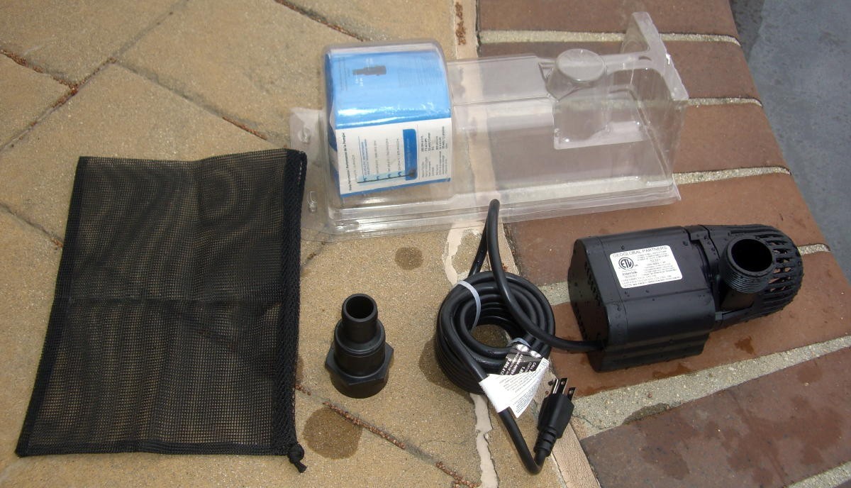 TotalPond – Intertek – 52321 – 2000 GPH Pond/Water Feature Pump, NEW – FREE SHIP