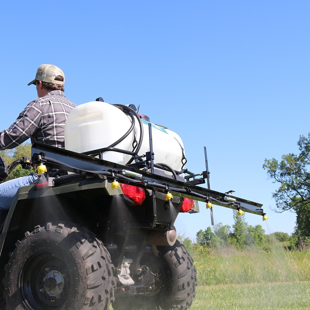 Master MFG 25 Gallon ATV Broadcast Sprayer – 2.2GPM, 10′ Swath