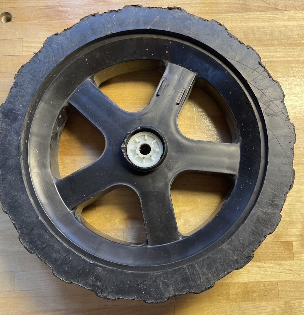 Black & Decker OEM 10″ Rear Wheel For MM2000 40V Battery Electric Lawn Mower