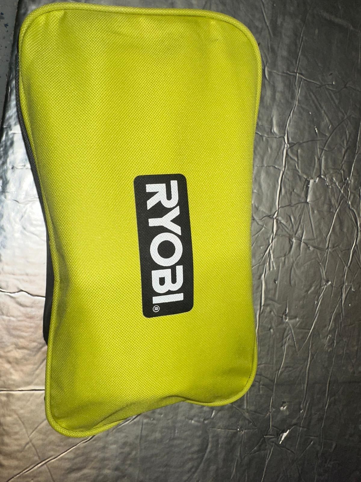 Ryobi S652DGK 2amp 1/4″ Sheet Finish Sander