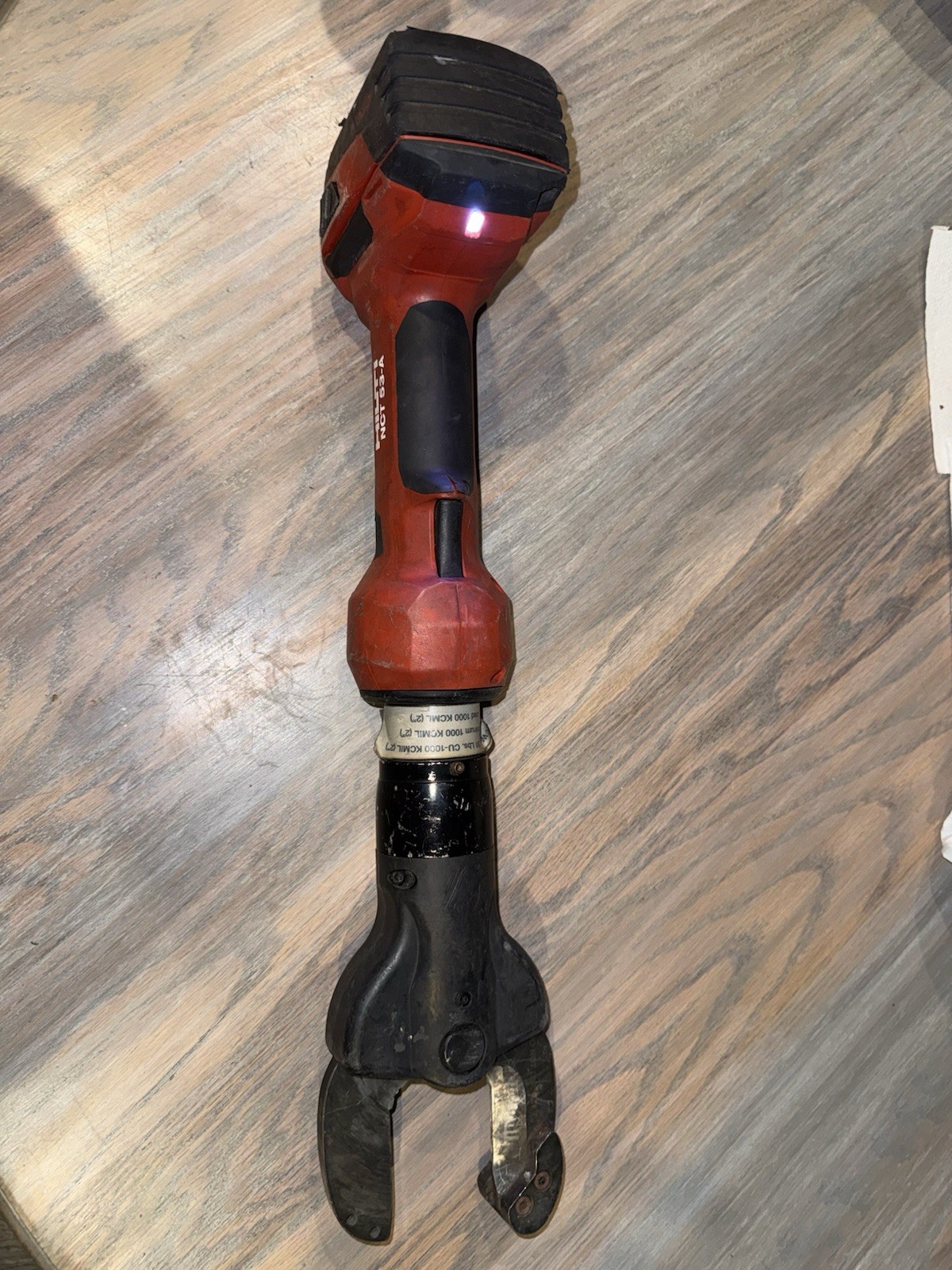 Hilti NCT IS 53-A22 Cordless Cutting Tool w/ B22 5.2 22V 5.2Ah Li-Ion