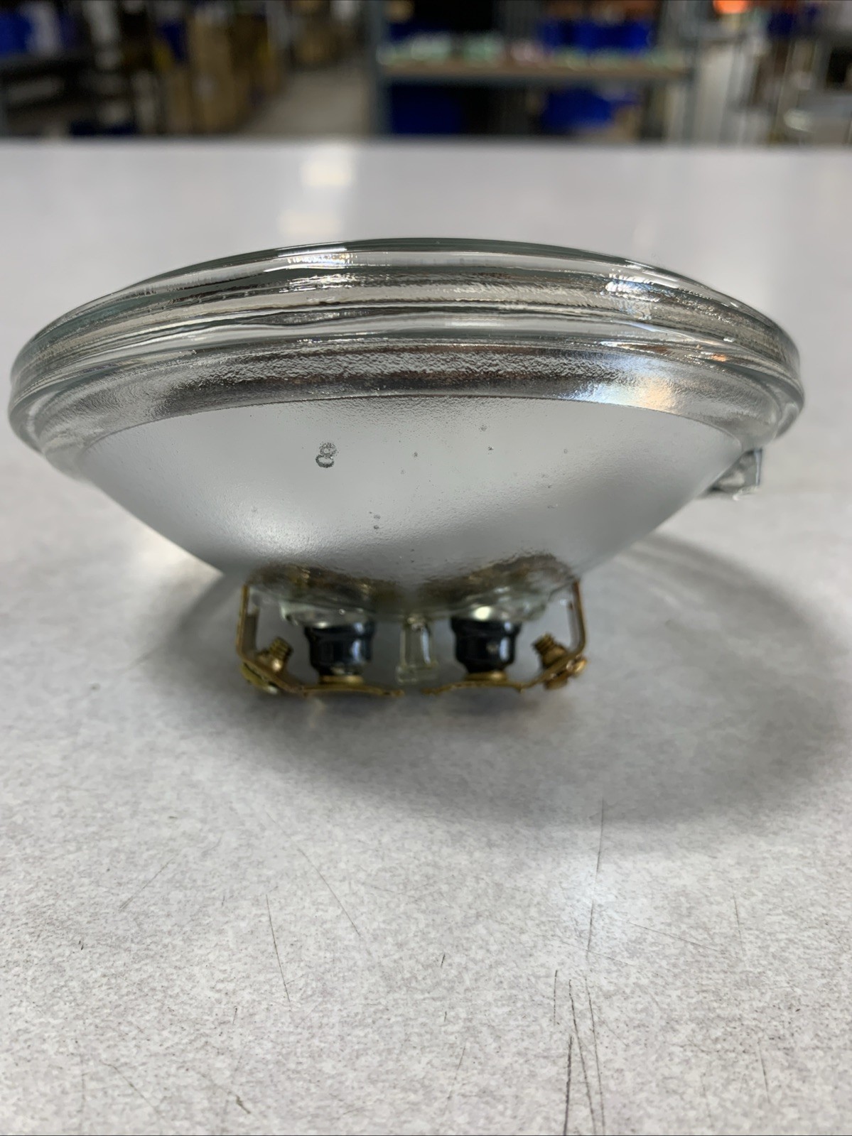 4313 – Volts: 13V, Watts: 250W, Sealed Beam