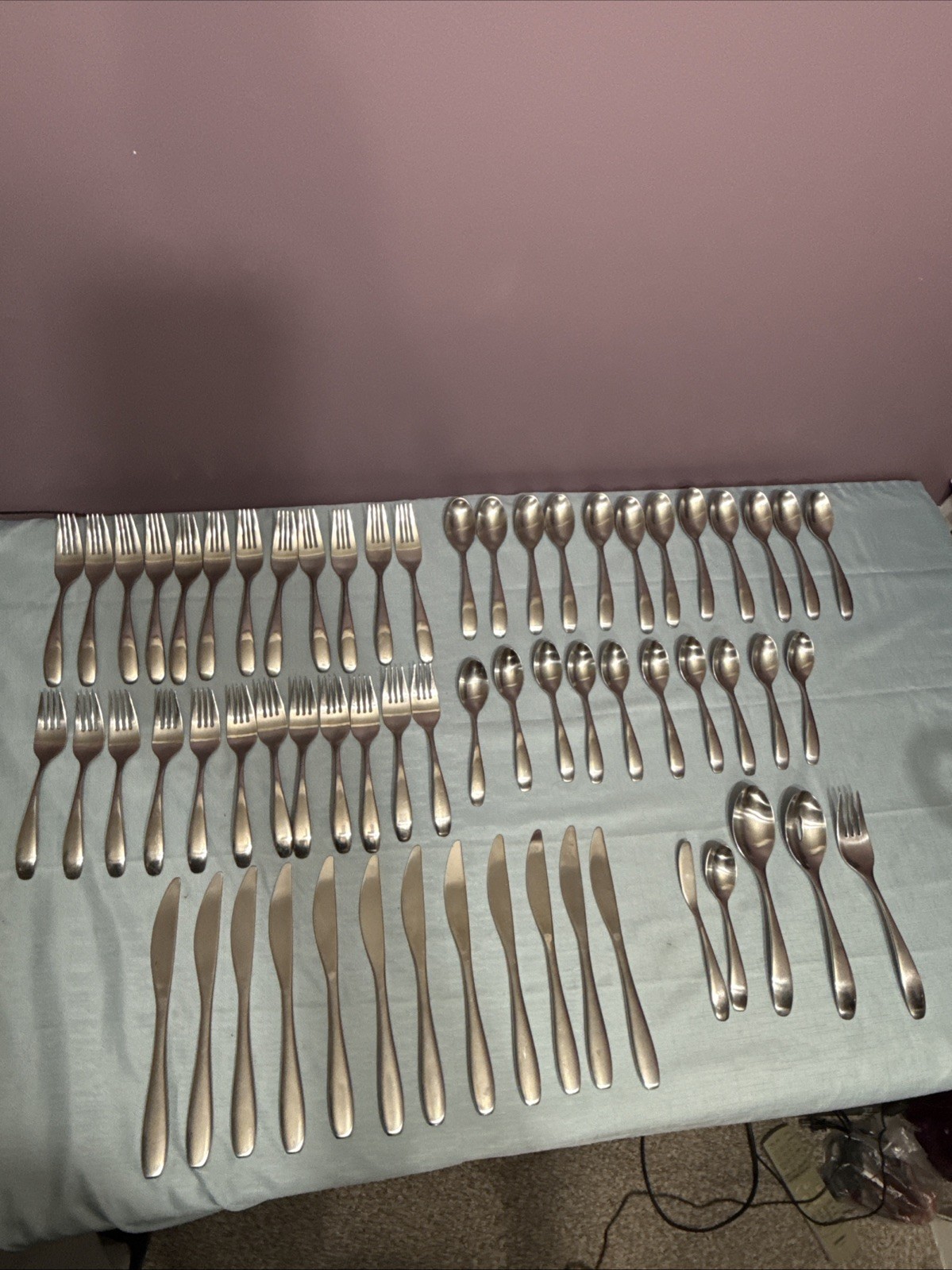 Oneida Stafford 63 Piece Set Satin Stainless 18/10 EUC Read Description