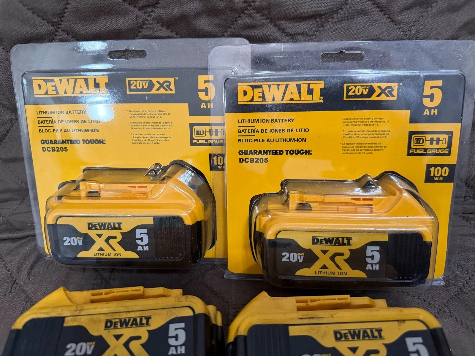 Dewalt DCB205 20 V Compact Power Tool Battery – Pack of 2