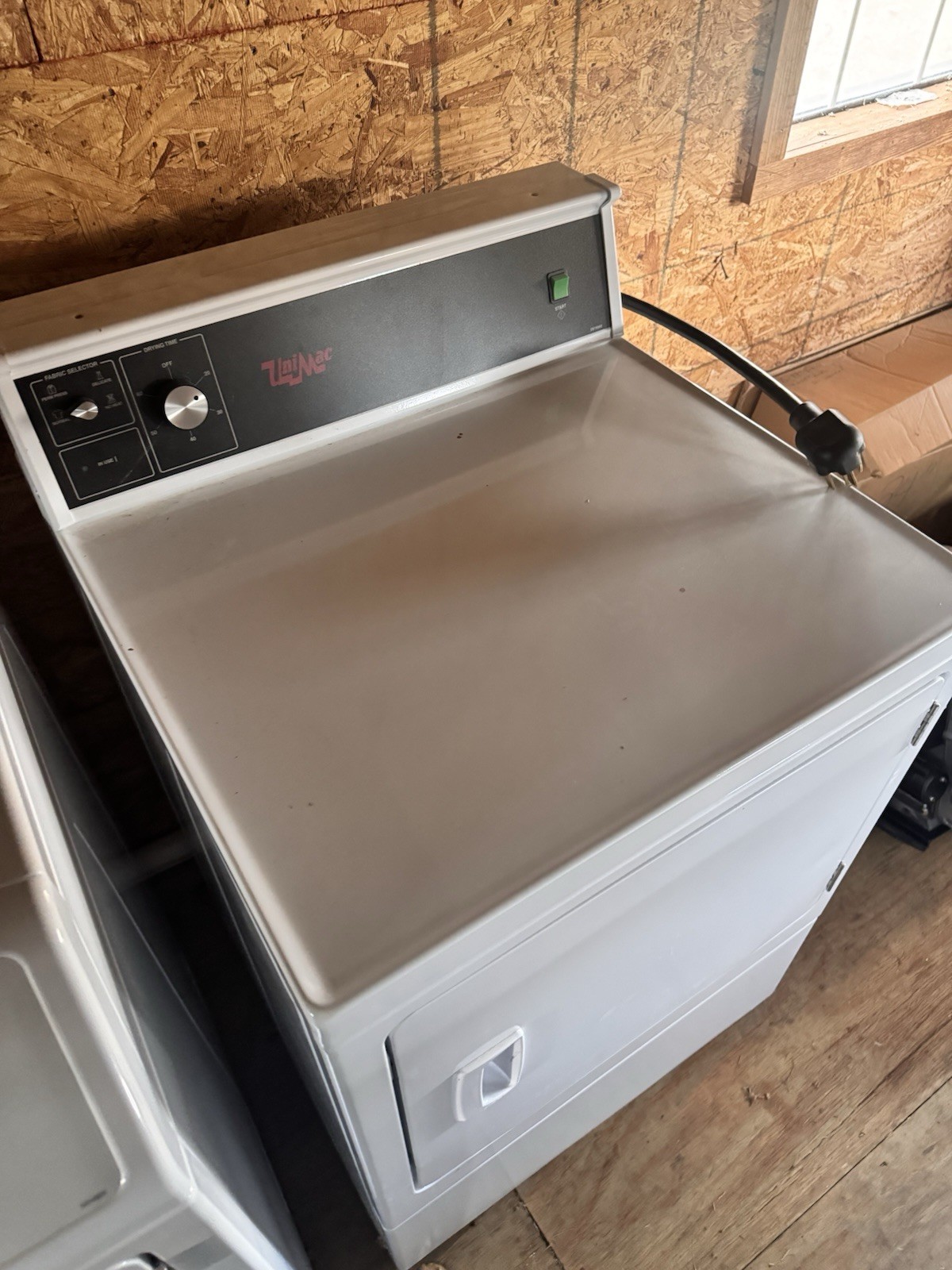 Unimac Electric Dryer UDERMNRGS173CM01 Speed Queen