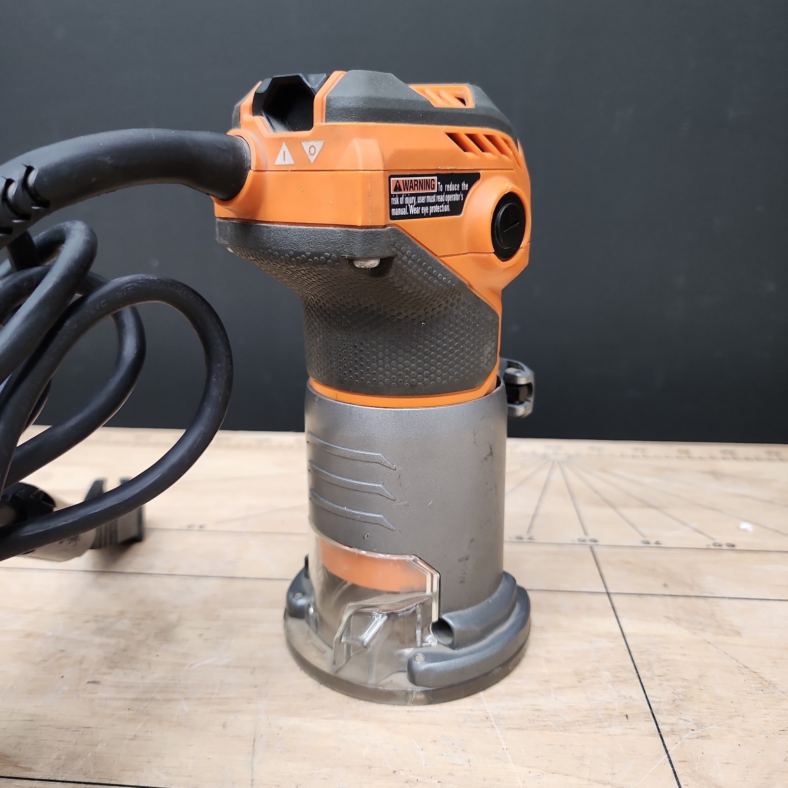 READ DESCRIPTION RIDGID 5.5 AMP Compact Fixed-Base Corded Router R24012