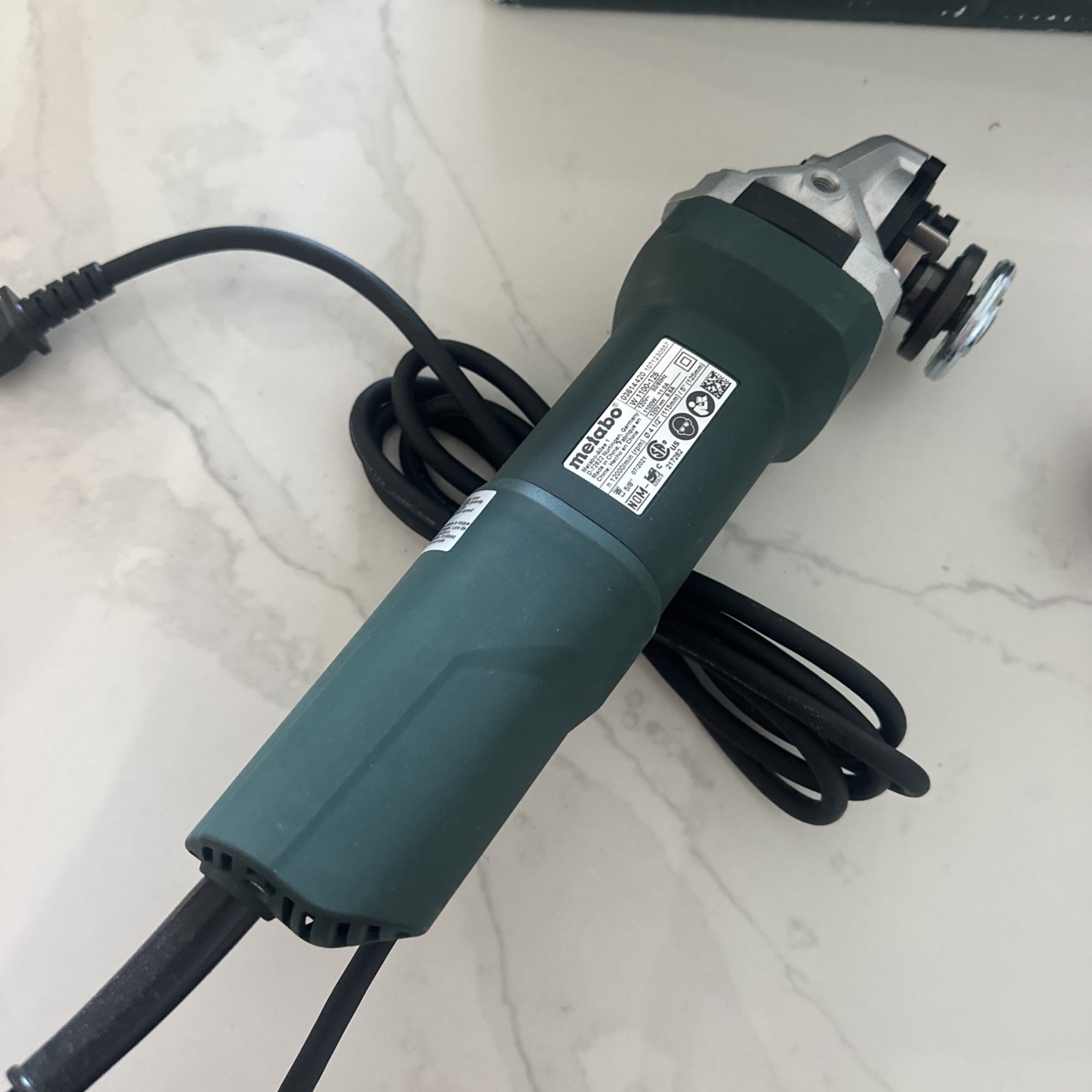 Metabo 4.5In/5In Angle Grinder – 12000 Rpm – 11.0 Amp With Lock-On – New
