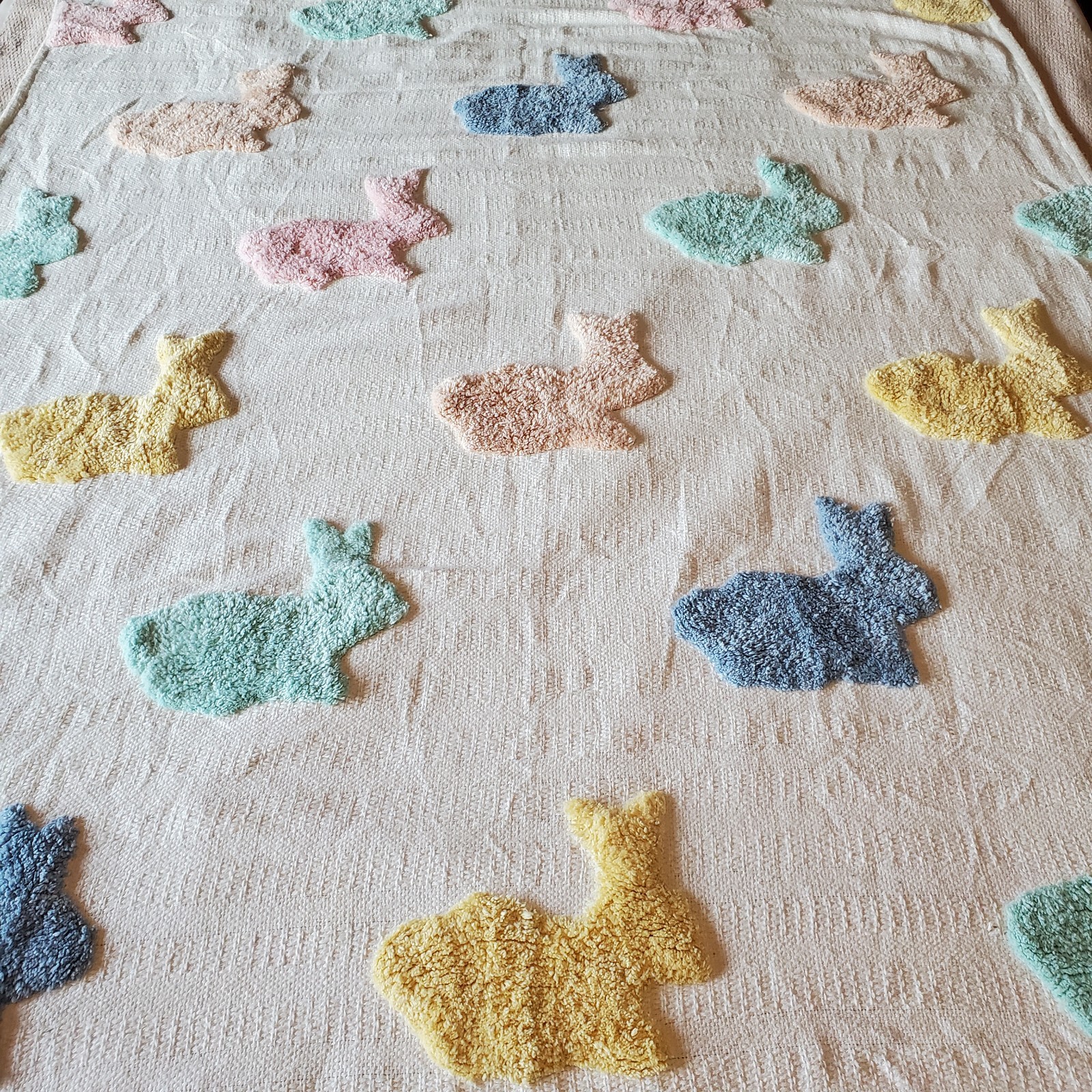 Bunny Boulevard Baby Blanket Throw 65×50 Unisex Pastels Nursery Retro Vtg Look