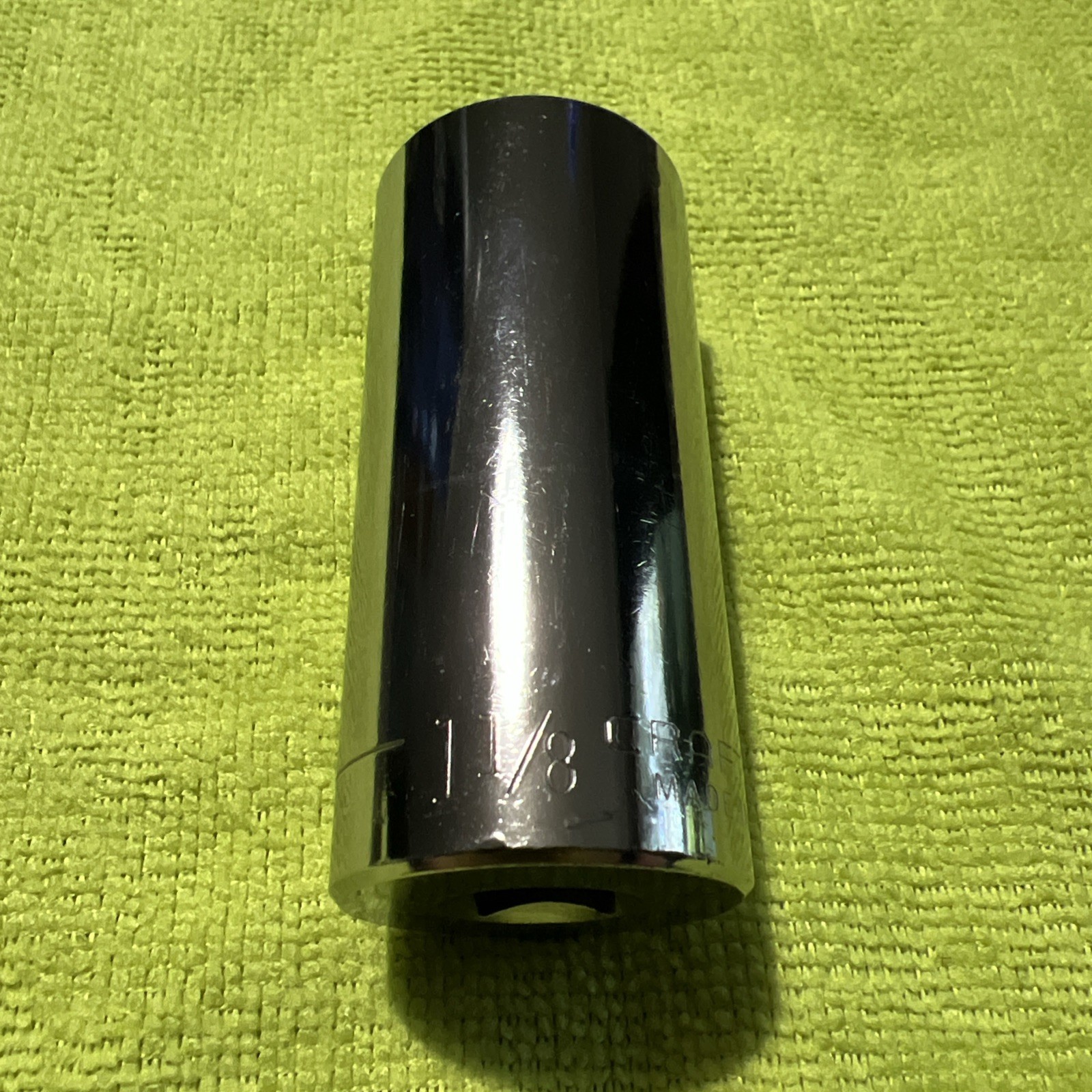 Craftsman 47533 -G- 1 1/8 Deep Well Socket 12-Point 1/2’’ Drive USA