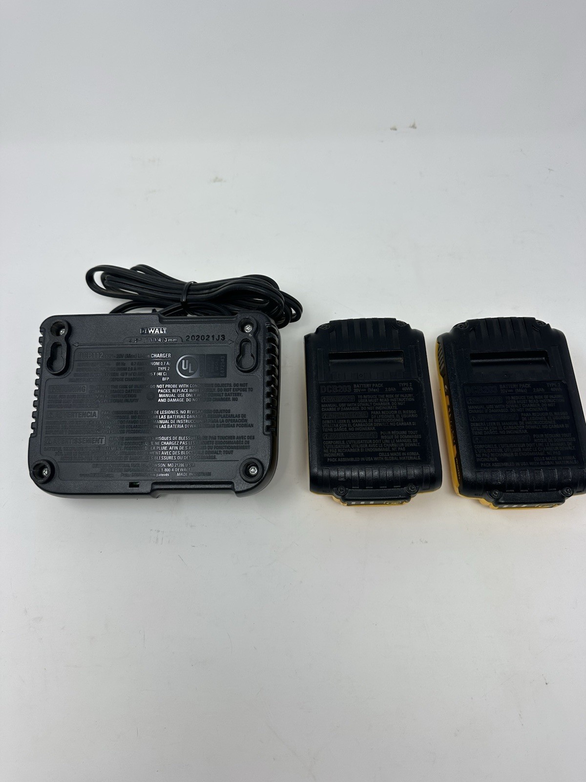 DeWALT TWO DCB203 20V MAX 2 Ah Li-Ion Batteries & DCB112 Charger for 20v used