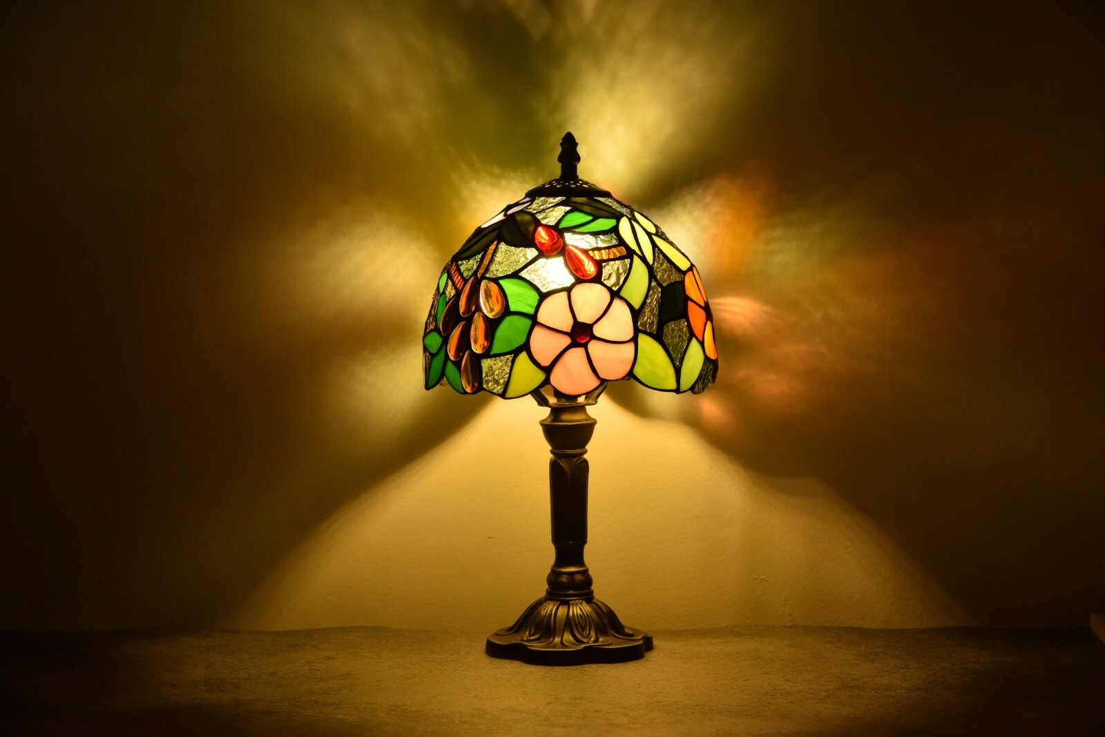 Tiffany Table Lamp Bedside Lamp Floral Stained Glass Lamp Desk Light H14″