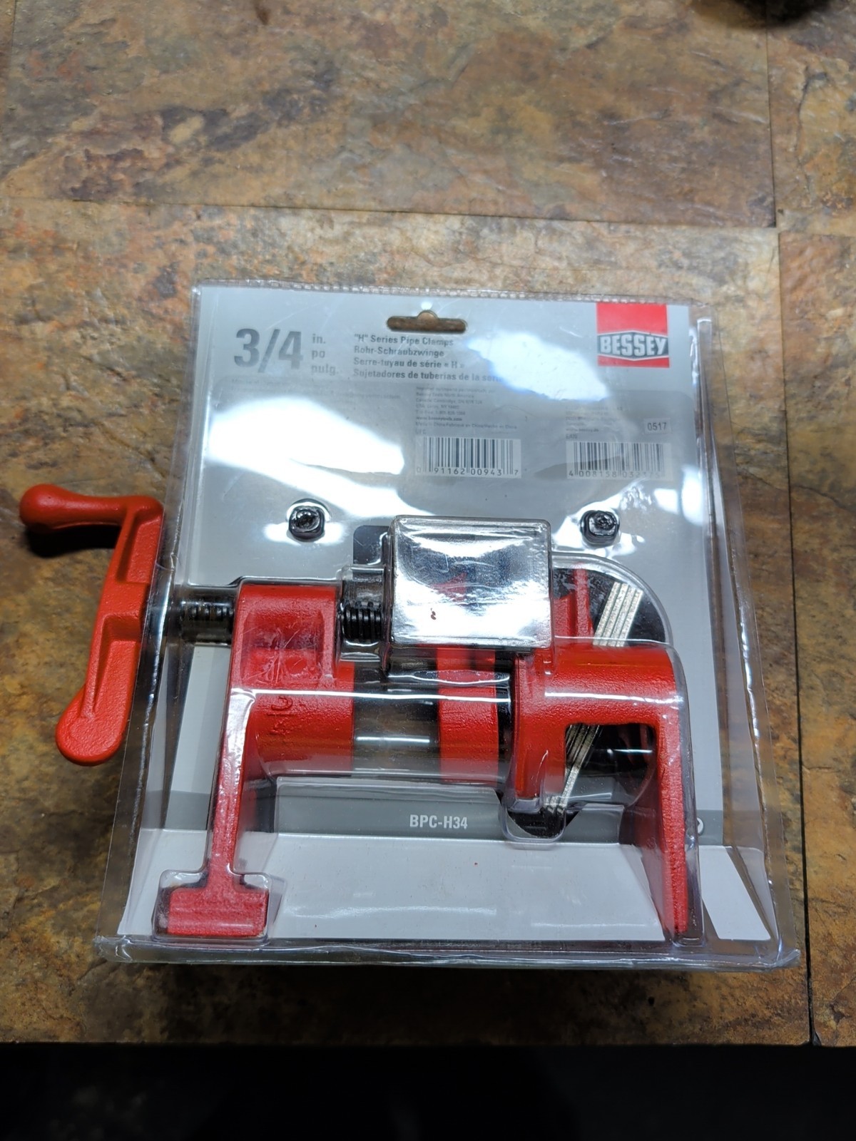 Bessey BPC-H34 3/4 in H Style Pipe Clamp – Red