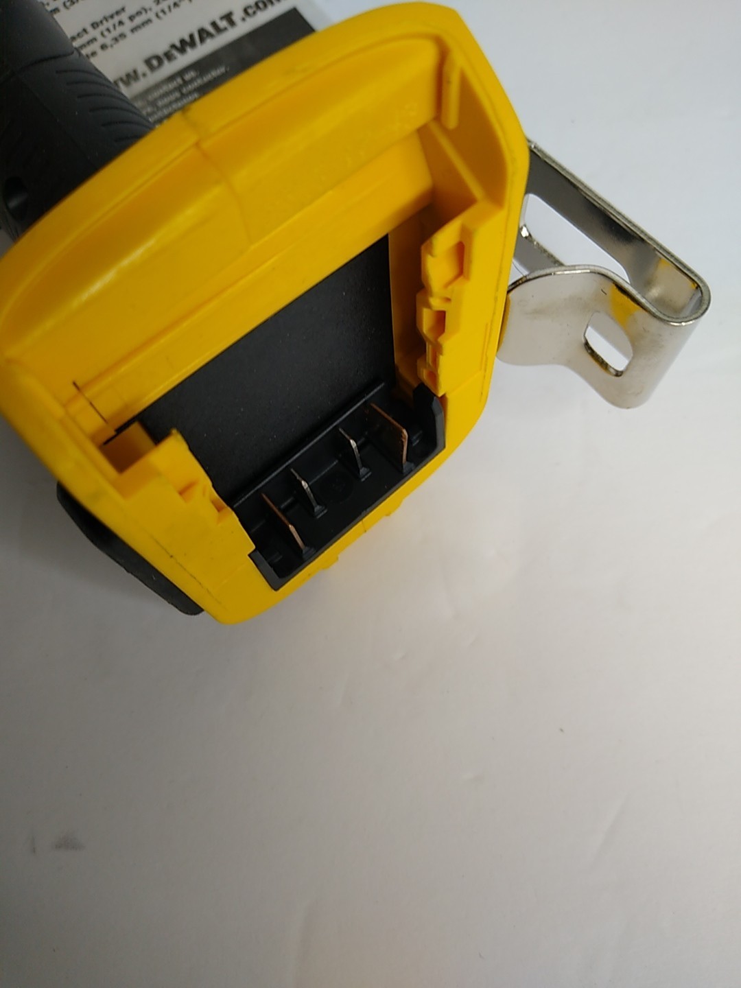 DeWalt DCF885 20V MAX 1/4″ Cordless Impact Driver (Tool Only) FREE SHIP