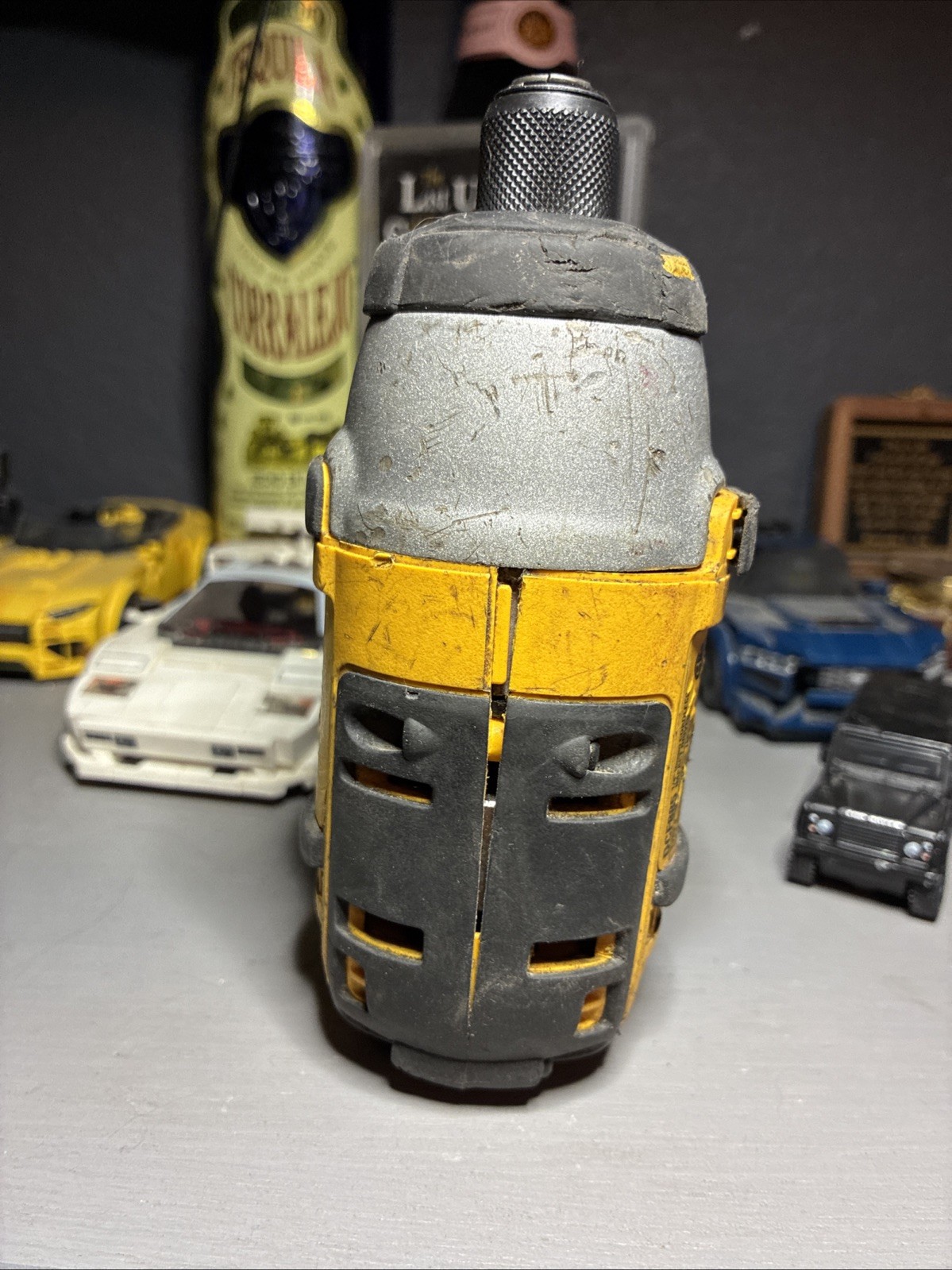 Dewalt DCF885 20 Volt 20V Max Lithium Ion 1/4” Impact Driver Li-ion DCF885B