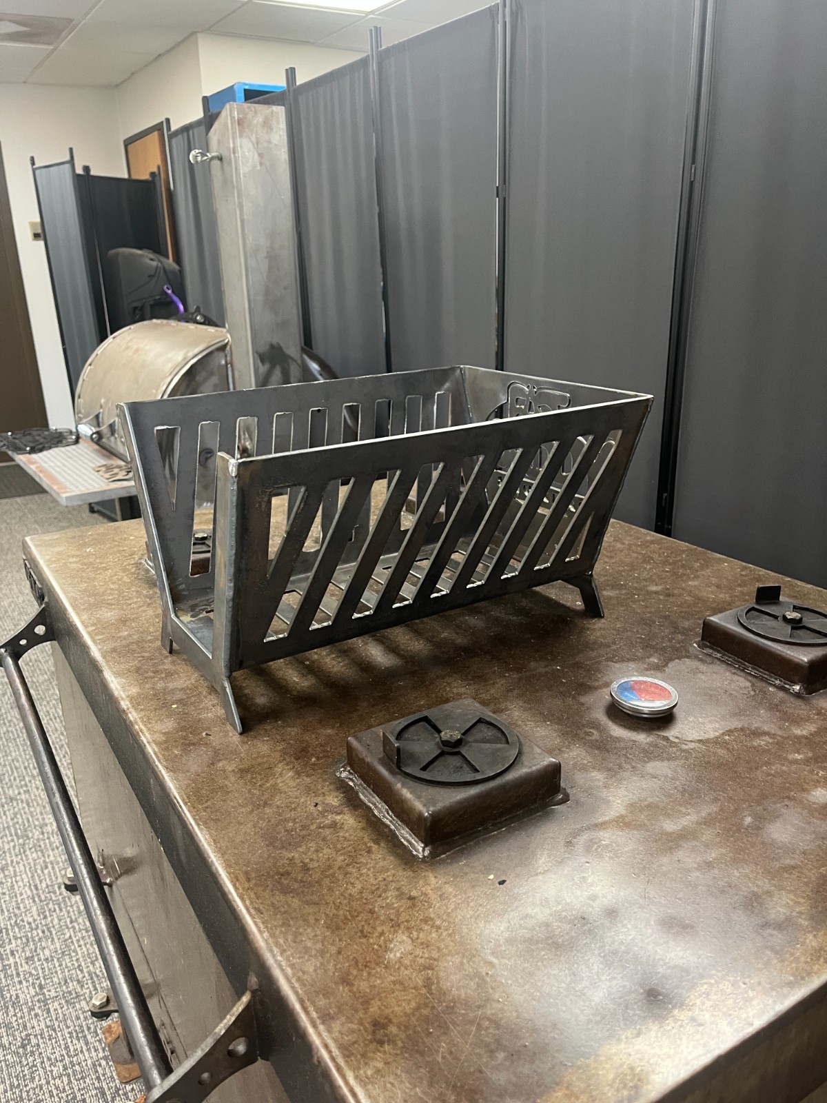 Charcoal Basket for Offset Smoker • Heavy‑Duty Steel Fire Basket • Universal Fit