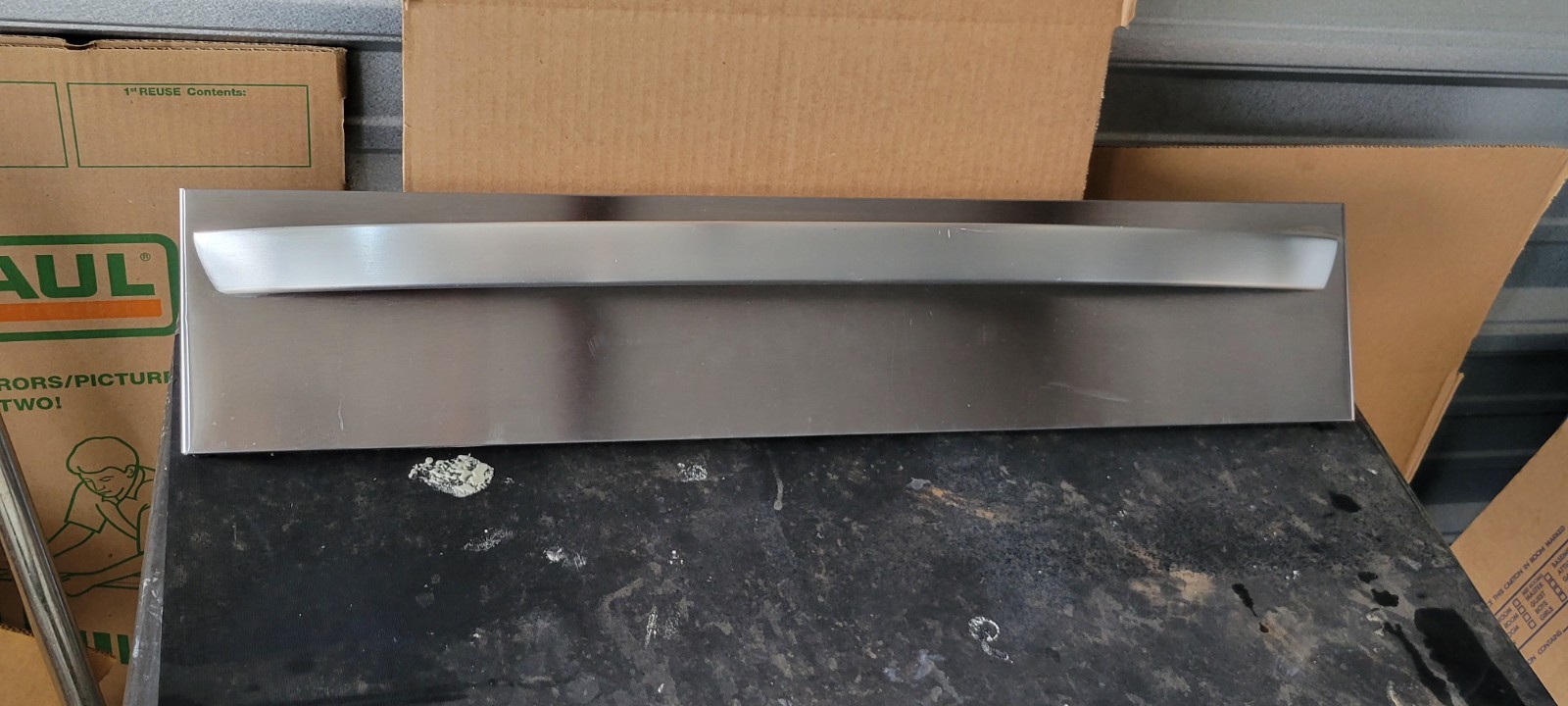 MGC63820302 Range Lg Front Panel With Handle Shipped Under 24hrs (Scratches)
