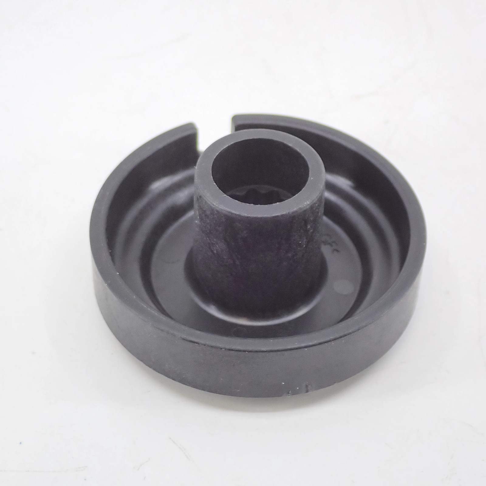 GENUINE ECHO ADAPTER FITS PLATE FITS SRM-266, SRM-2120 C535001370