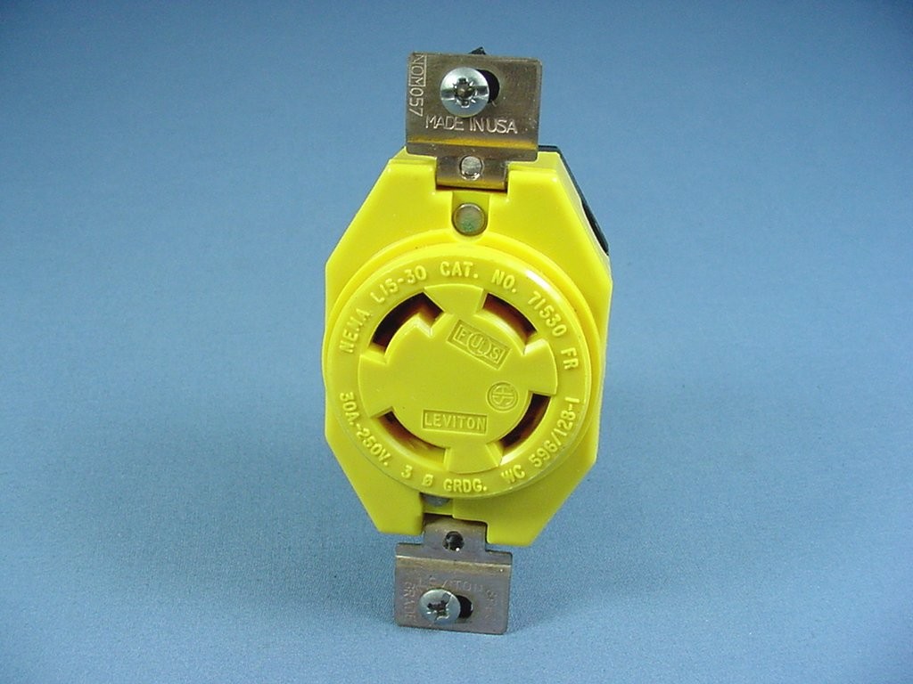 Leviton 27CM-20 Wetguard Twist Locking 30A Receptacle 3 Phase Nema L15-30R 250V