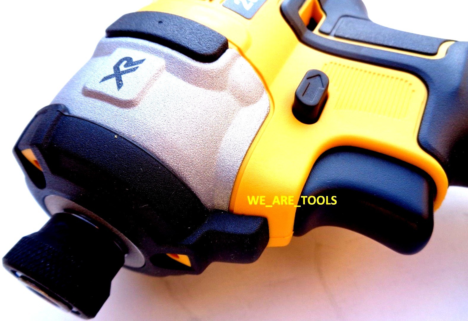 Dewalt DCF887 3-Speed Brushless 20V Max Cordless 1/4″ Impact Driver 20 Volt
