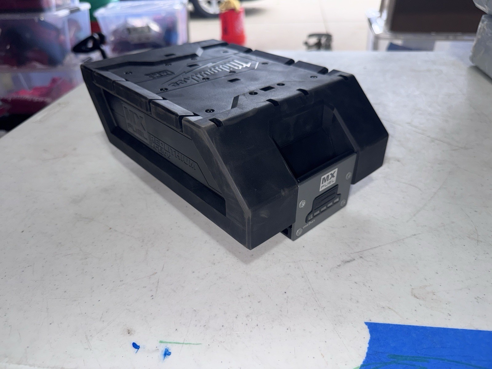 Milwaukee MX FUEL XC406 6.0Ah Li-Ion Battery Pack Black