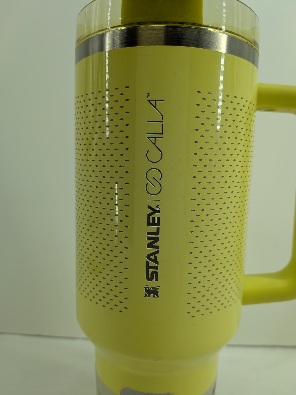 Stanley Calla The Flowstate Quencher H2.0 Tumbler 40 oz Yellow Insulated