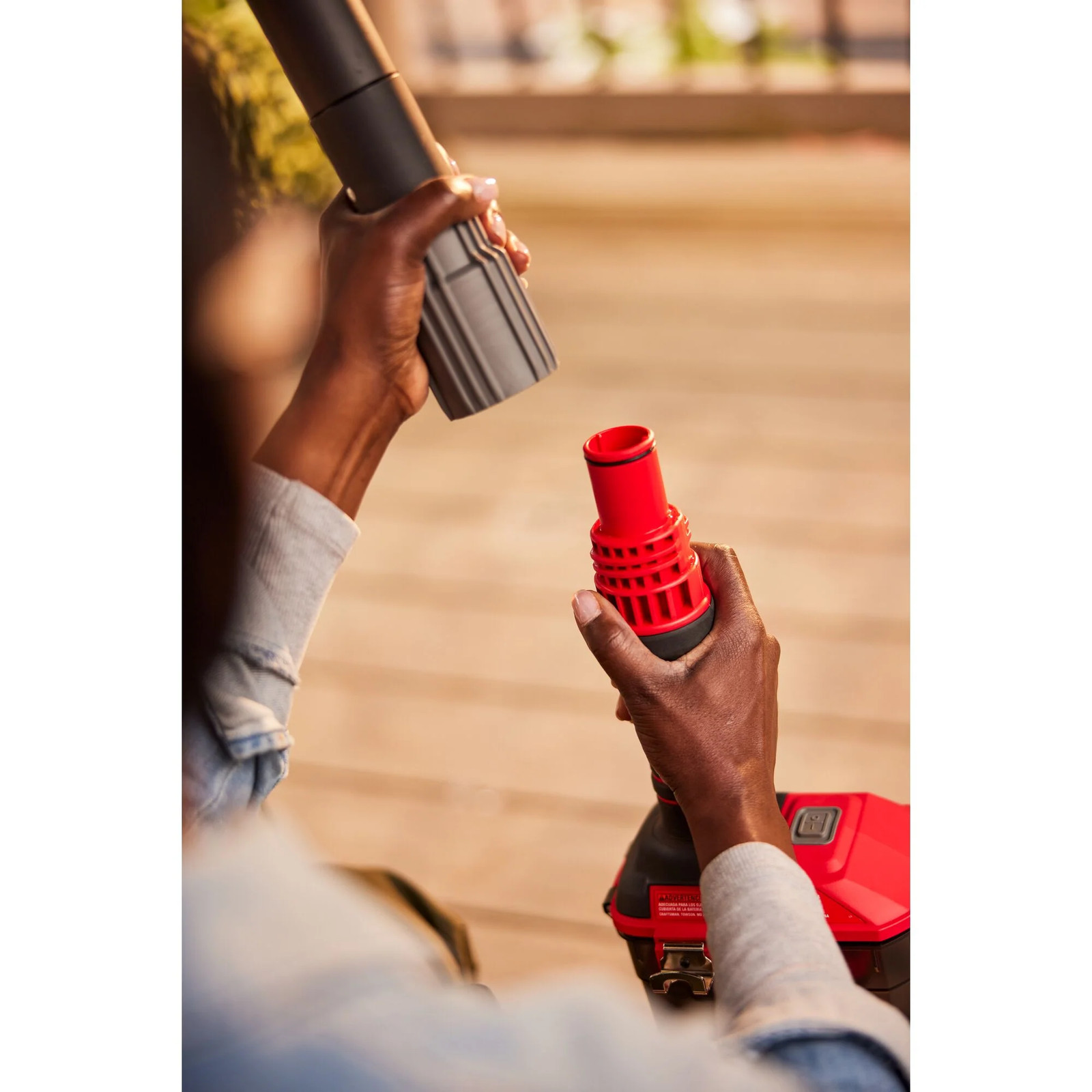 CRAFTSMAN V20* Cordless 2-in-1 scrubber (Bare tool) – CMCPS520B