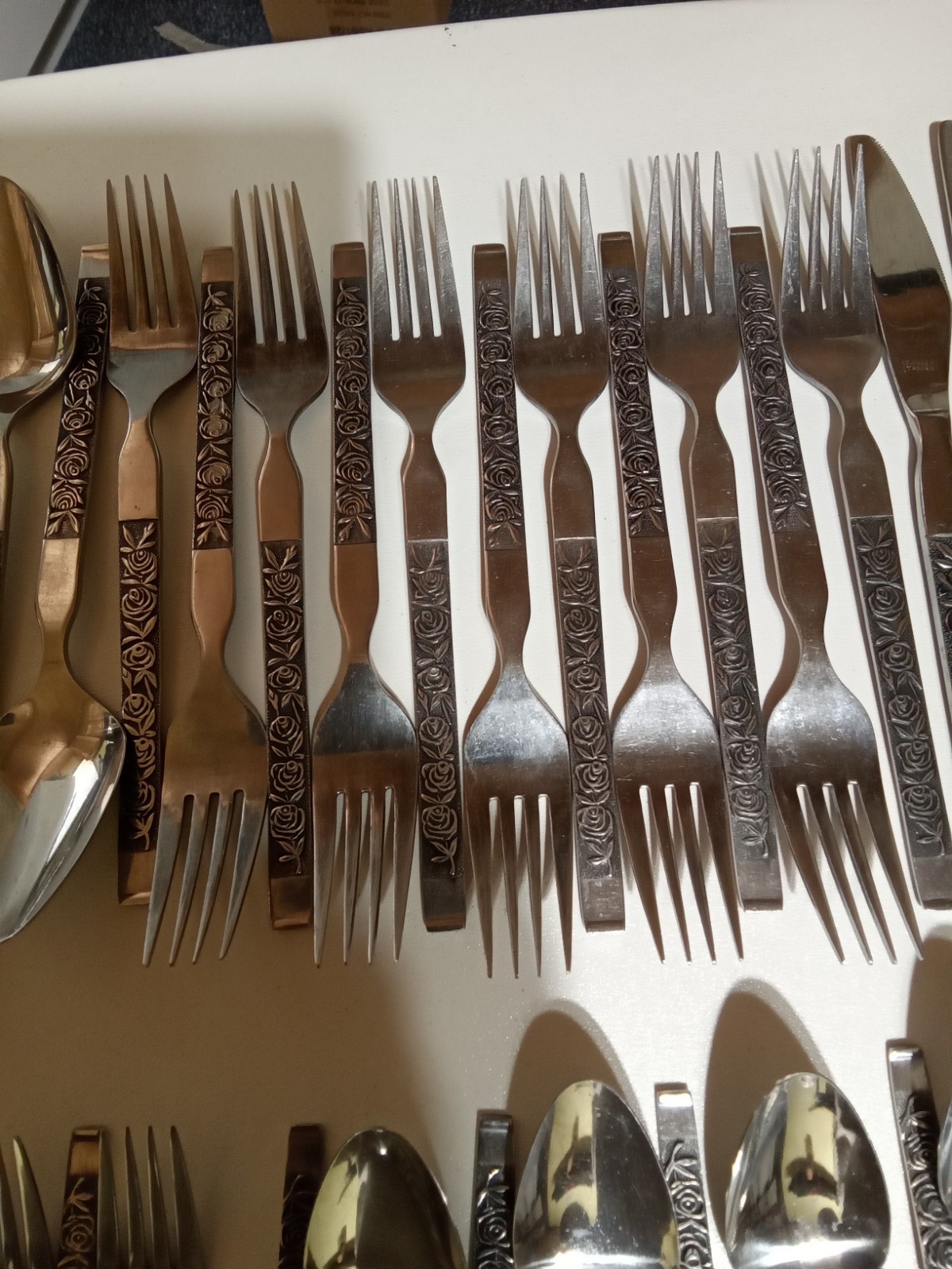 63pc Lifetime LCU 28 Roses Stainless Steel Flatware Set MCM