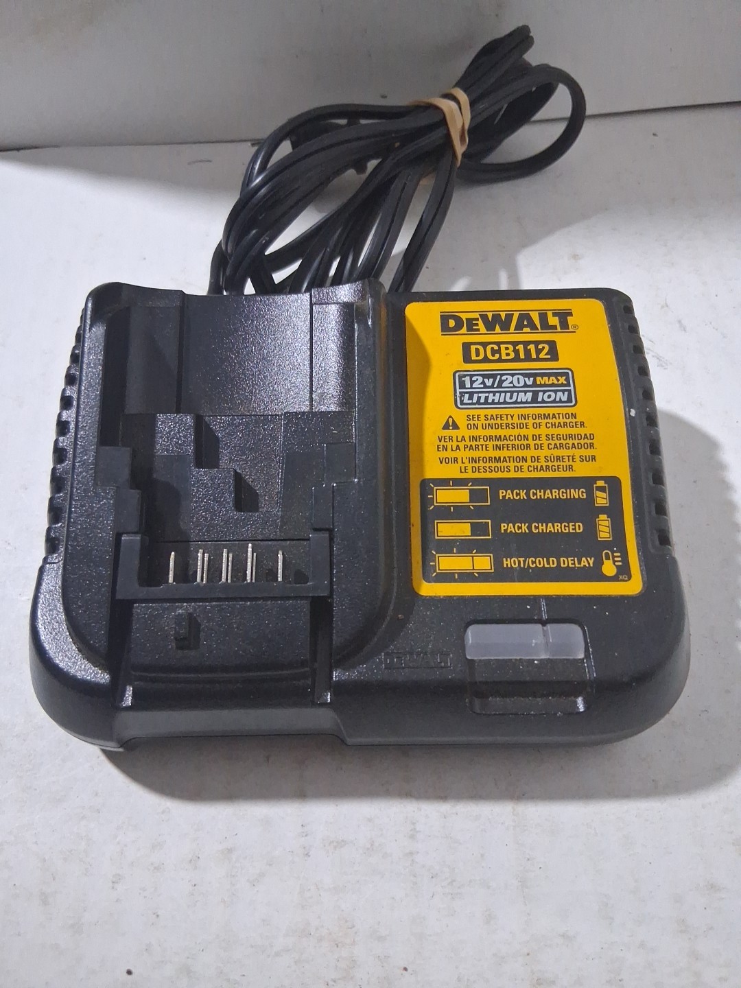 DEWALT DCB112 12V/20V MAX Lithium-Ion Battery Charger — Black/Yellow