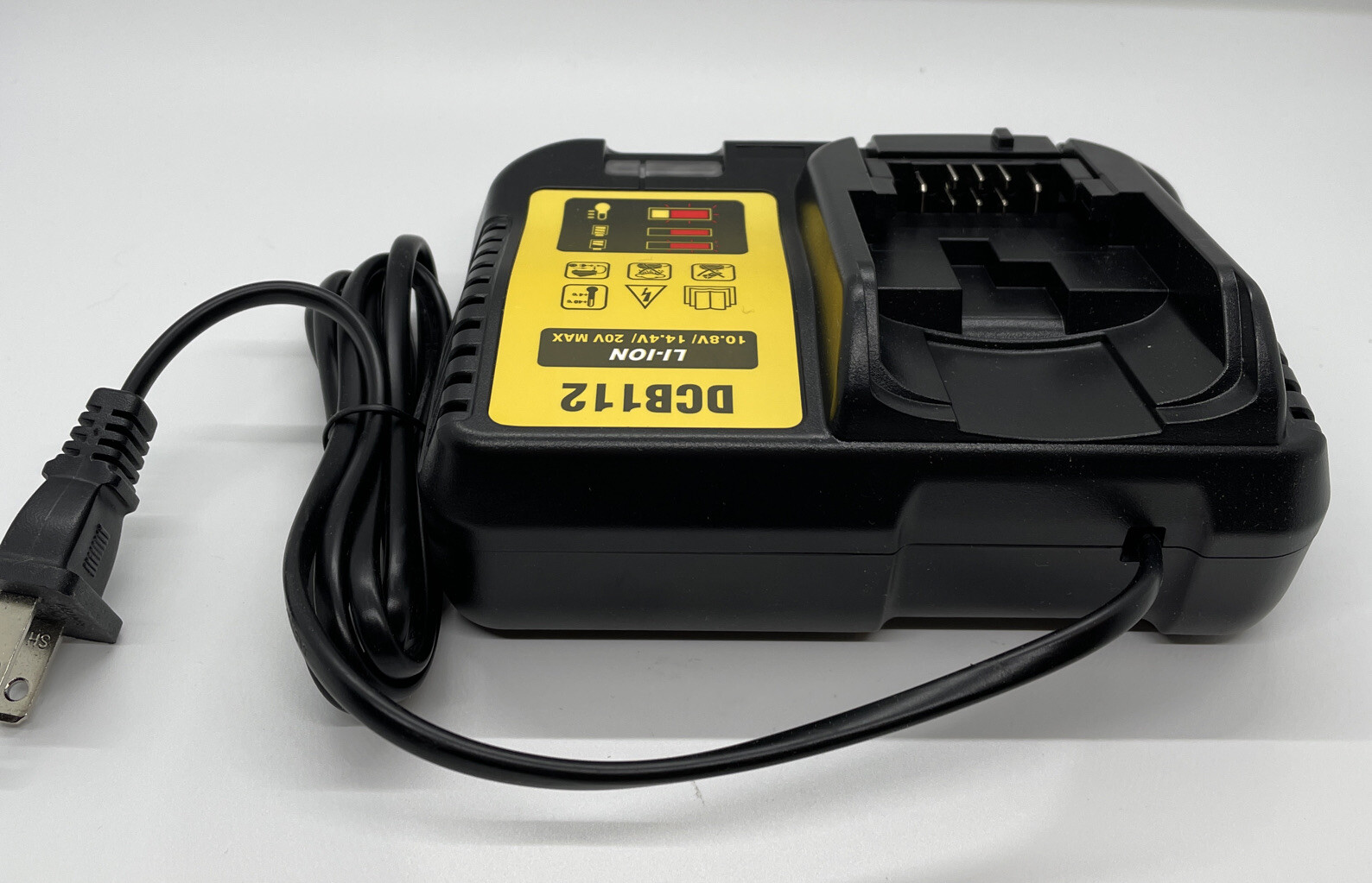 STZ Dewalt DCB112 12-Volt and 20-Volt MAX Lithium-Ion Battery Charger DCB101 DCB